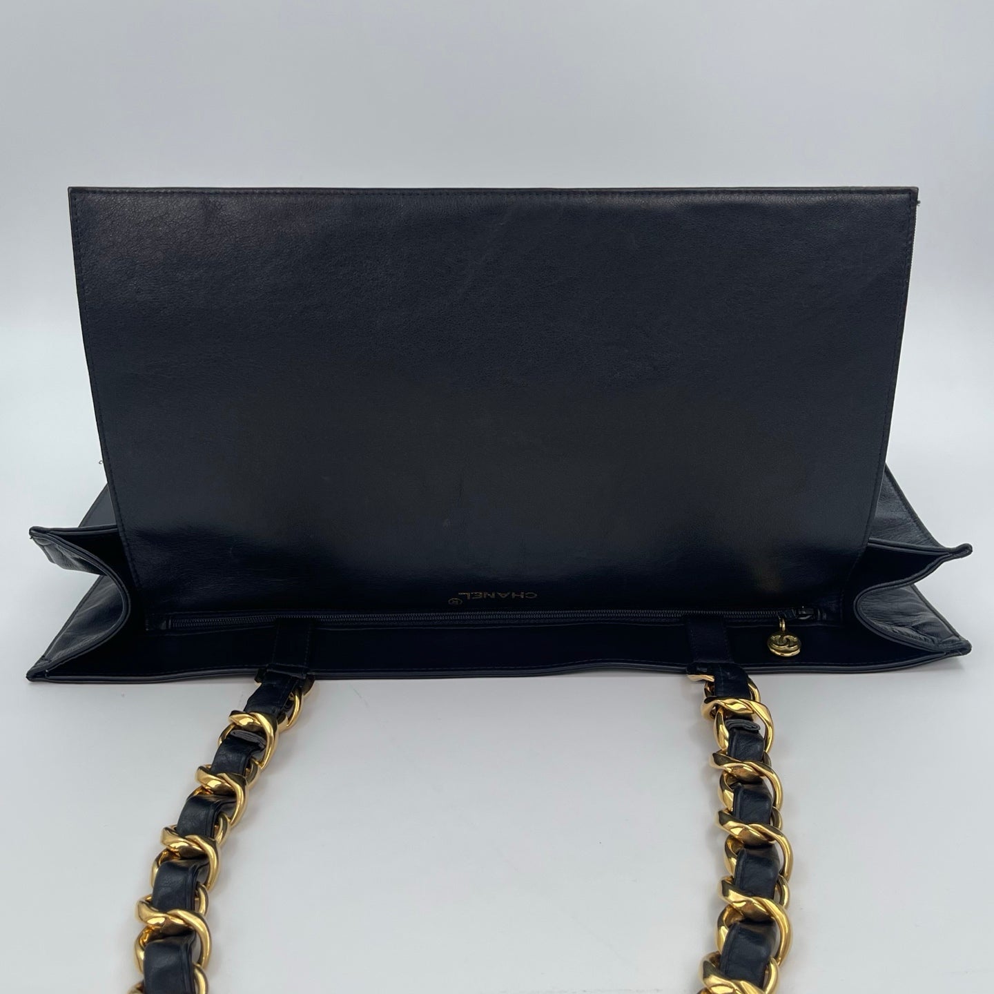 Chanel Lambskin Double CC Logo Chain Tote Bag Black/Gold Hardware [Used]