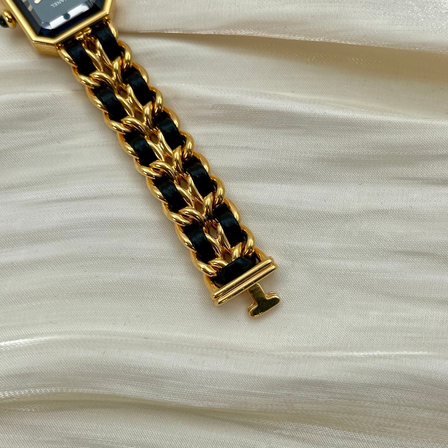 Chanel Première Black and Gold M Size Watch [Used]