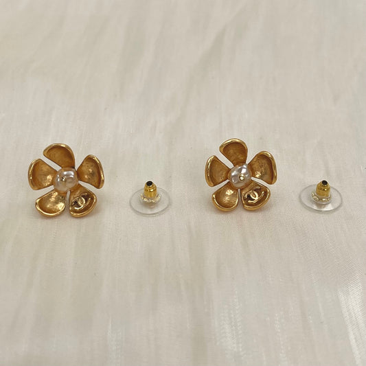 Chanel Vintage Rich Gold Camellia Pearl-Accented Stud Earrings [Used]
