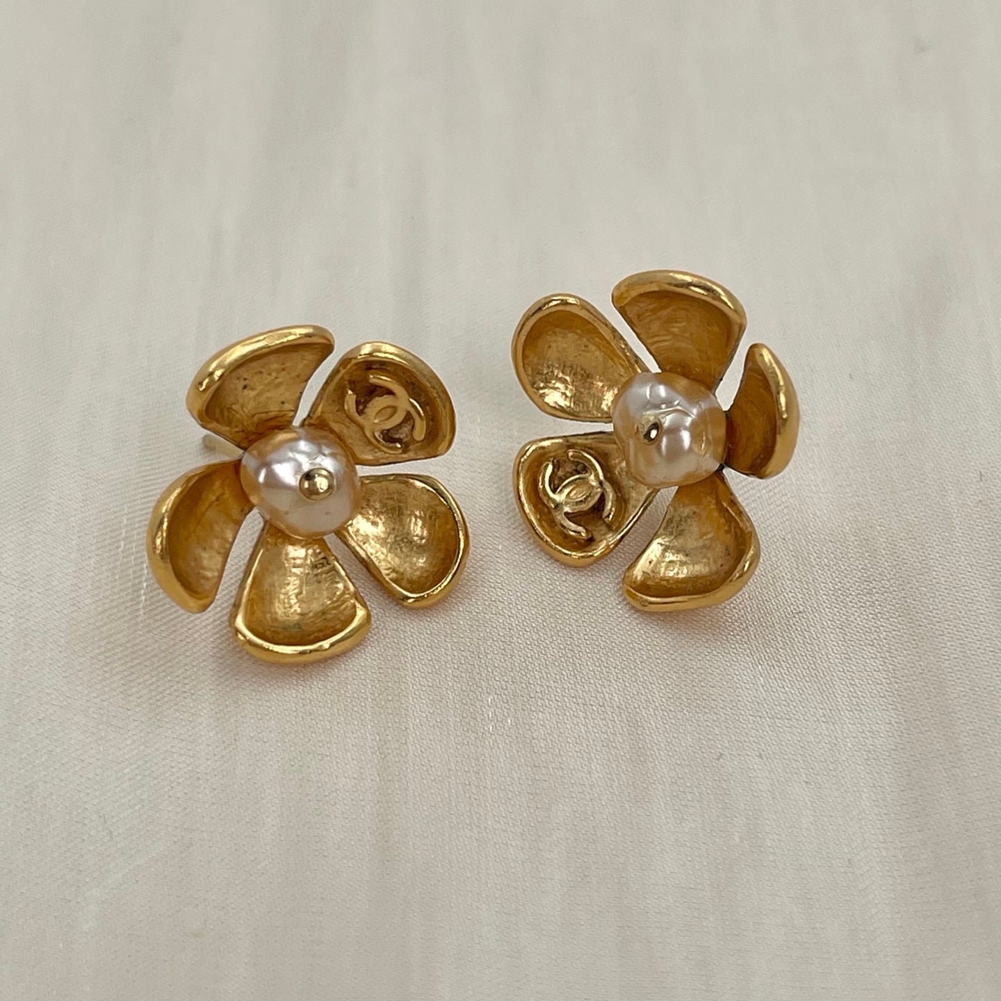 Chanel Vintage Rich Gold Camellia Pearl-Accented Stud Earrings [Used]