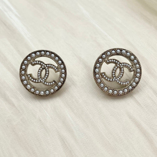 Chanel Pearl-Set Openwork CC Circle Stud Earrings [Used]