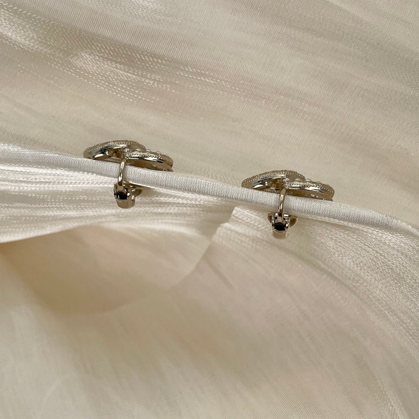 Chanel Vintage Pale Gold CC Clip-On Earrings [Used]