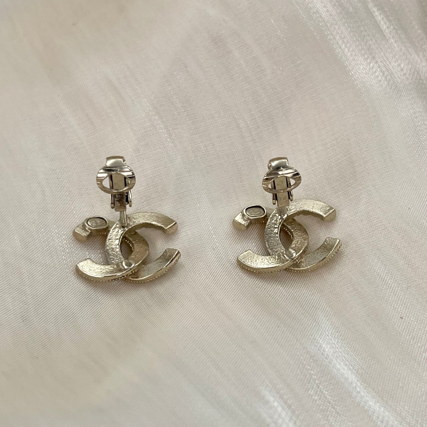 Chanel Vintage Pale Gold CC Clip-On Earrings [Used]