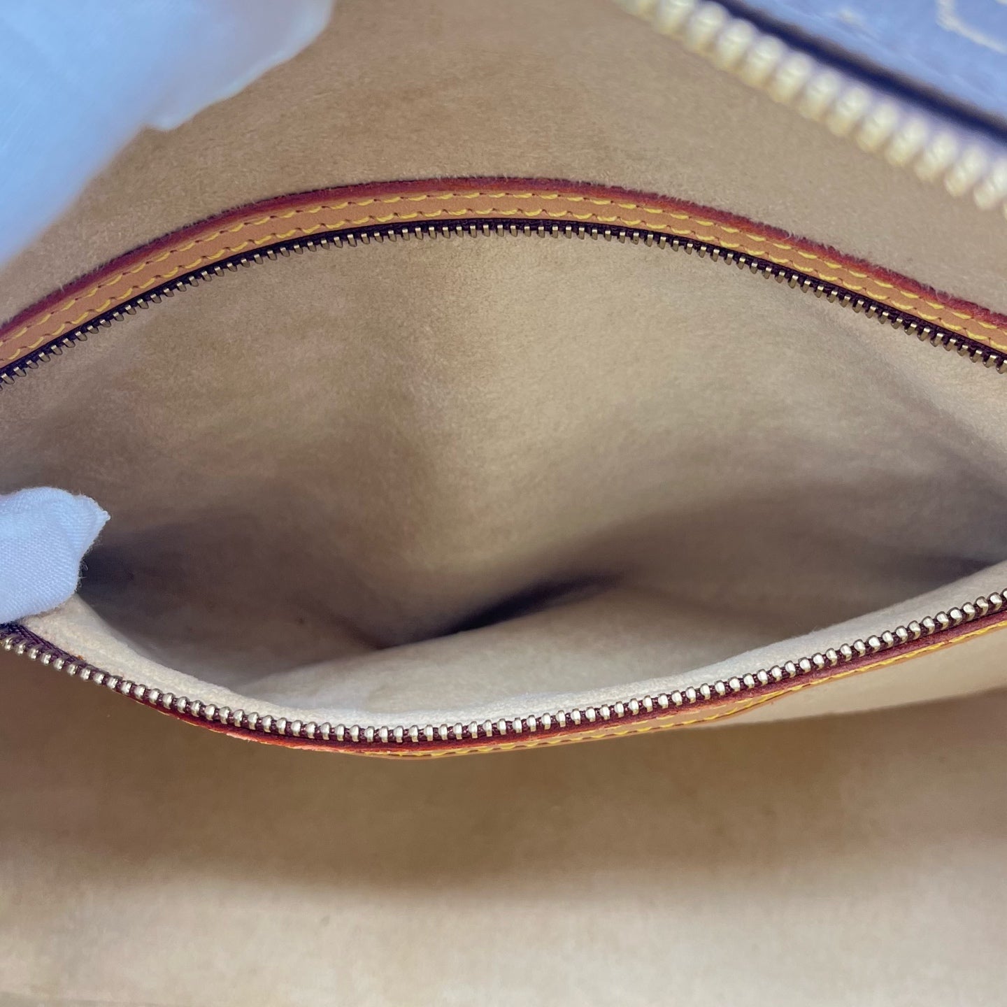 Louis Vuitton Monogram Canvas Open Top Handbag [Used]