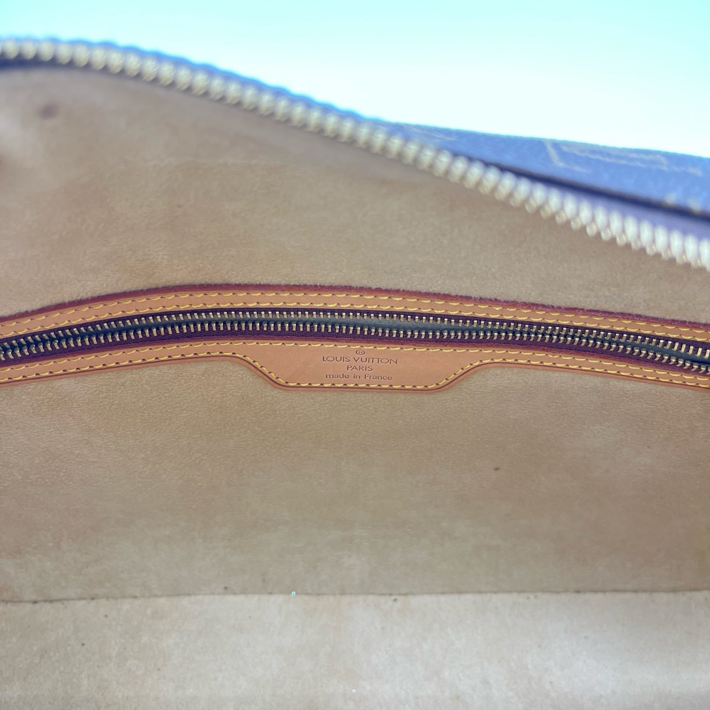 Louis Vuitton Monogram Canvas Open Top Handbag [Used]