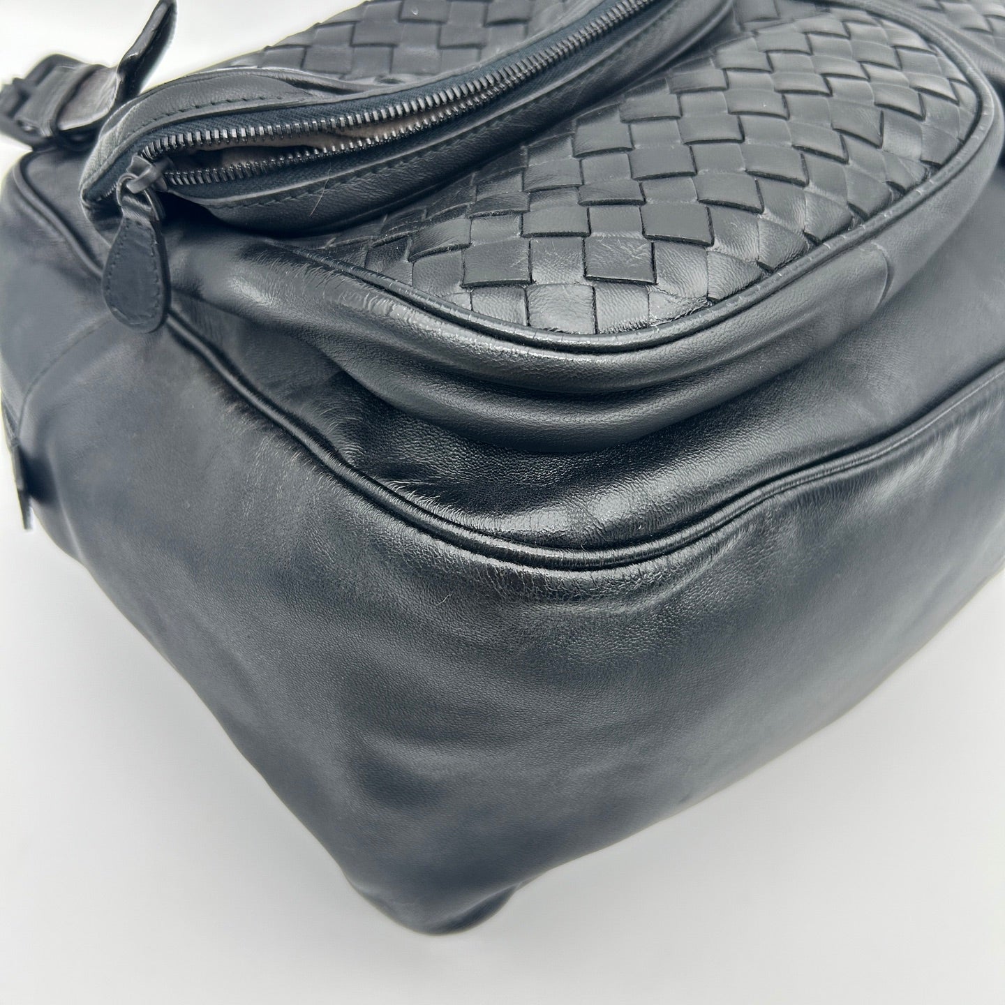 Bottega Veneta Intrecciato Lambskin Double Pocket Shoulder Bag Black [Used]