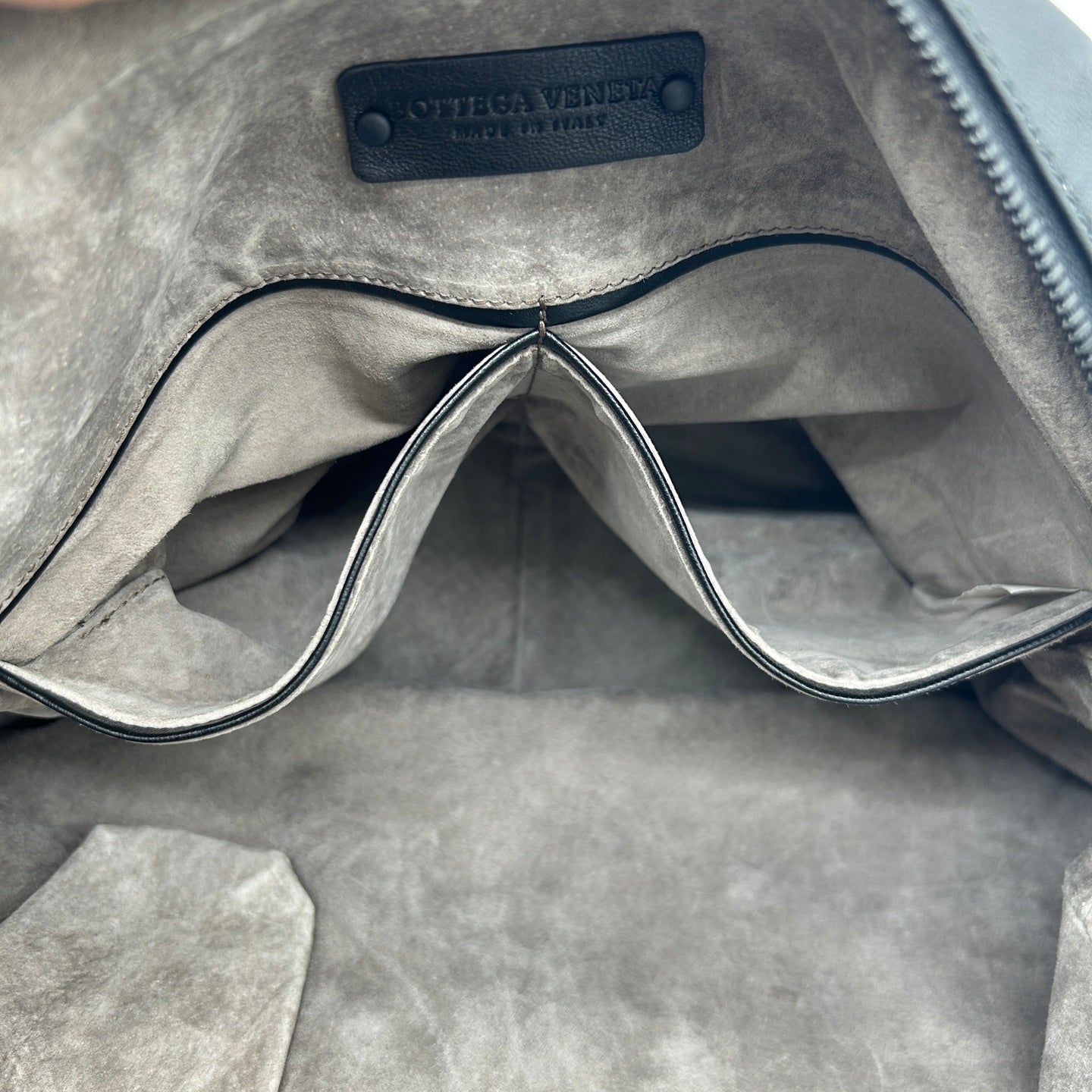 Bottega Veneta Intrecciato Lambskin Double Pocket Shoulder Bag Black [Used]