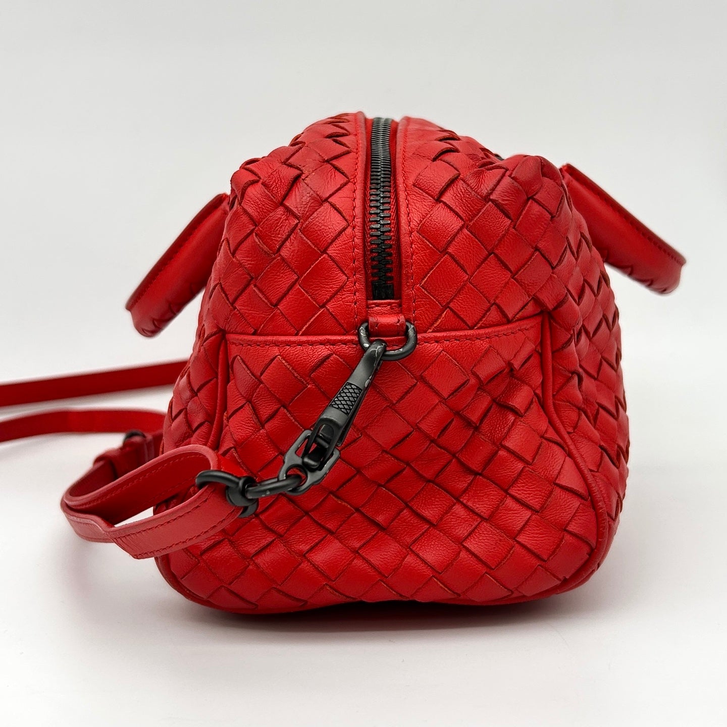 Bottega Veneta Intrecciato Lambskin Two-Way Pillow Tote Bag Red [Used]