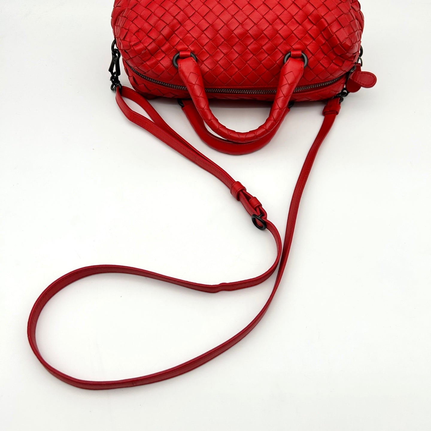 Bottega Veneta Intrecciato Lambskin Two-Way Pillow Tote Bag Red [Used]