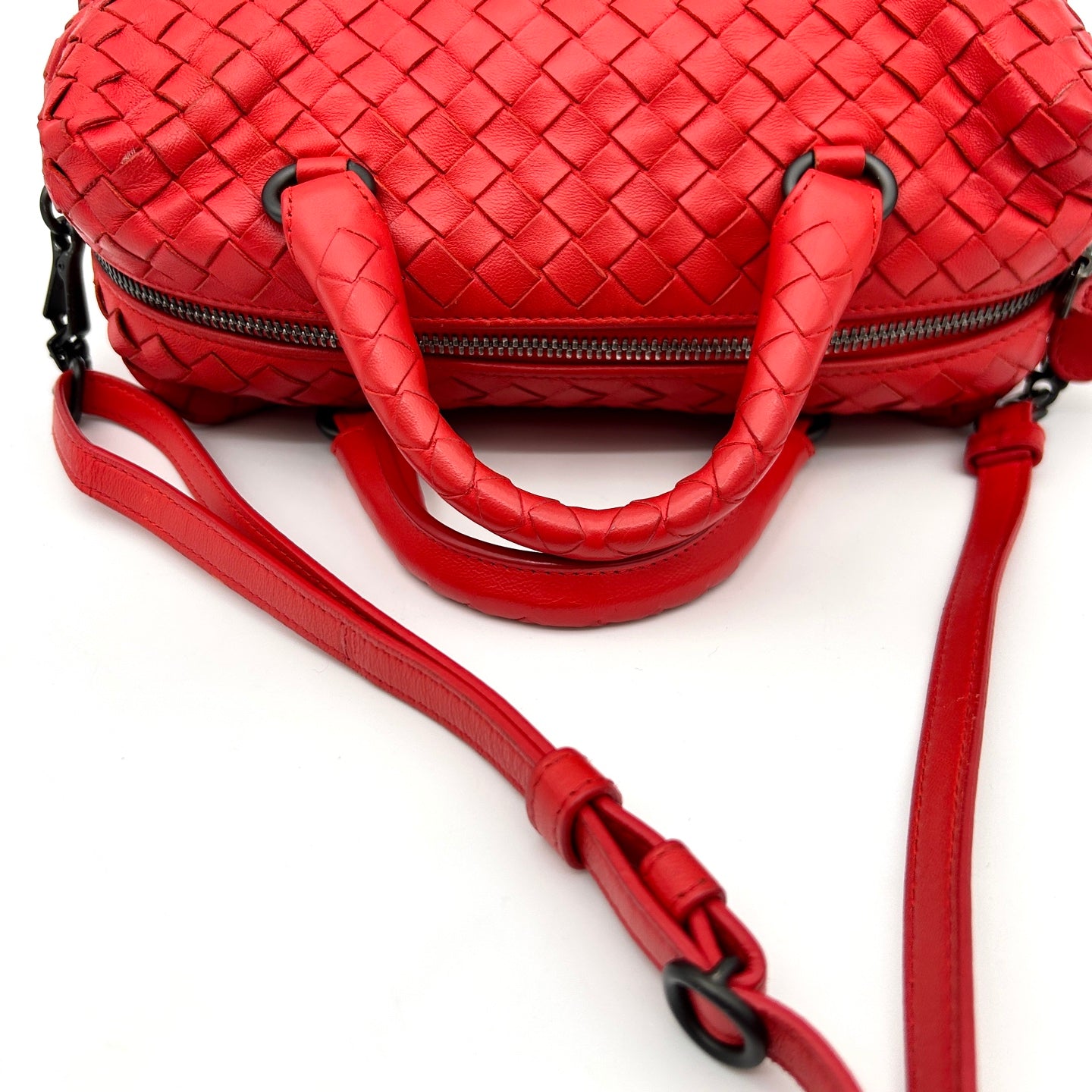 Bottega Veneta Intrecciato Lambskin Two-Way Pillow Tote Bag Red [Used]
