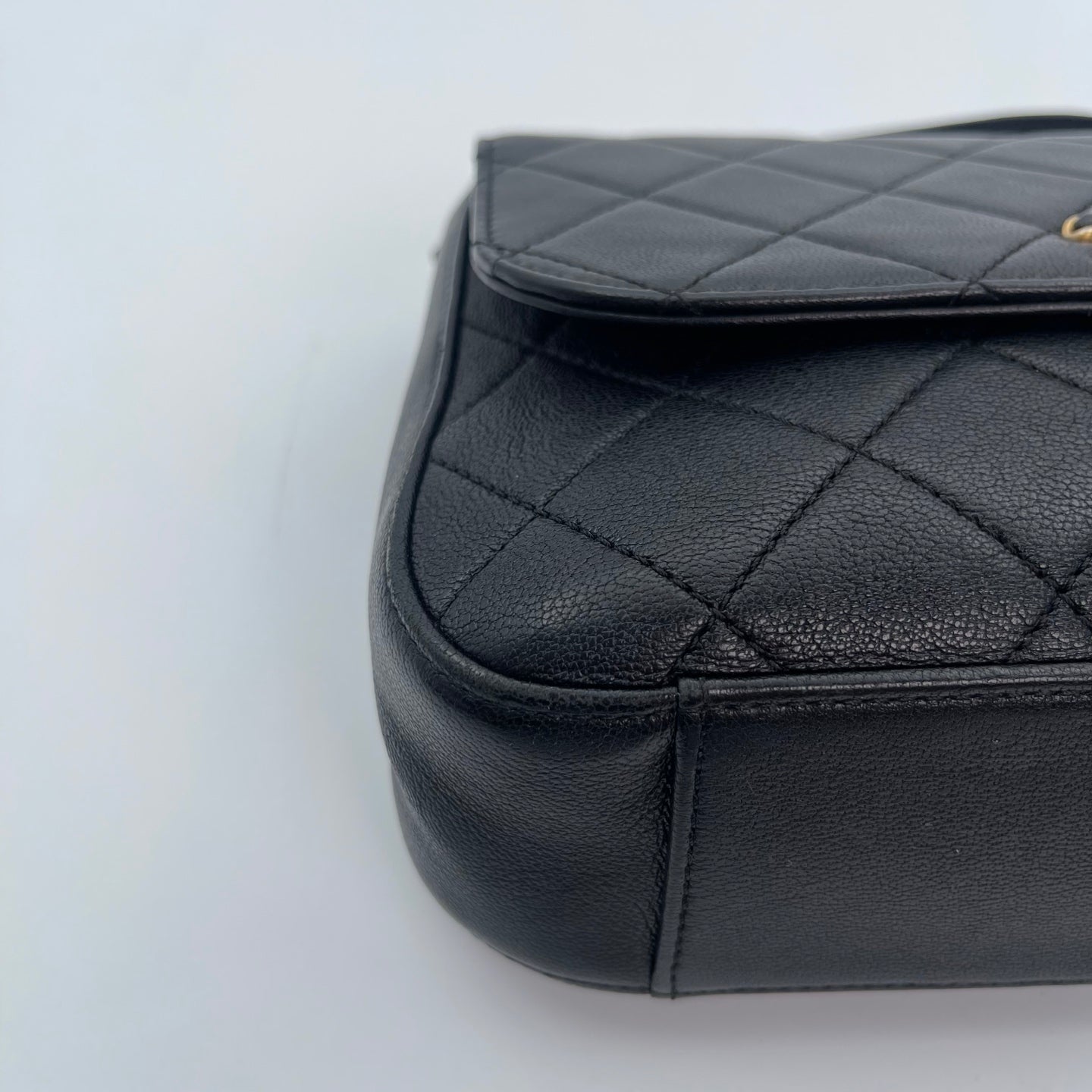 Chanel Black Calfskin 19 Bag 2Way Handle Shoulder Bag [Used]