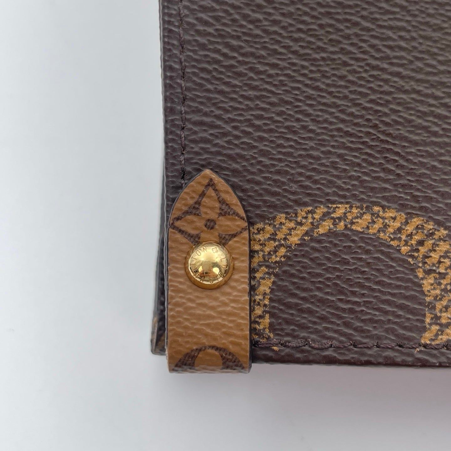 Louis Vuitton Onthego MM Giant Monogram Tote Bag [Used]