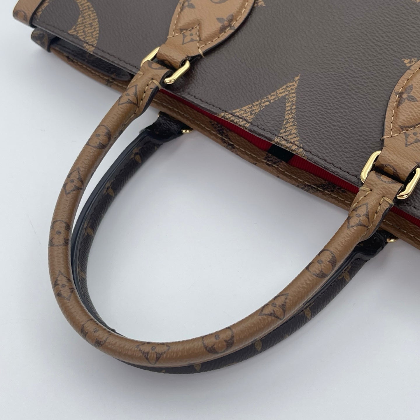 Louis Vuitton Onthego MM Giant Monogram Tote Bag [Used]