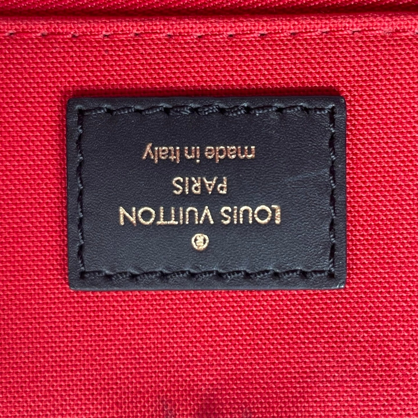 Louis Vuitton Onthego MM Giant Monogram Tote Bag [Used]