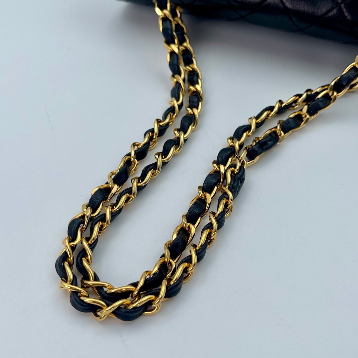 Chanel Black Lambskin Classic Flap Chain Shoulder Bag [Used]