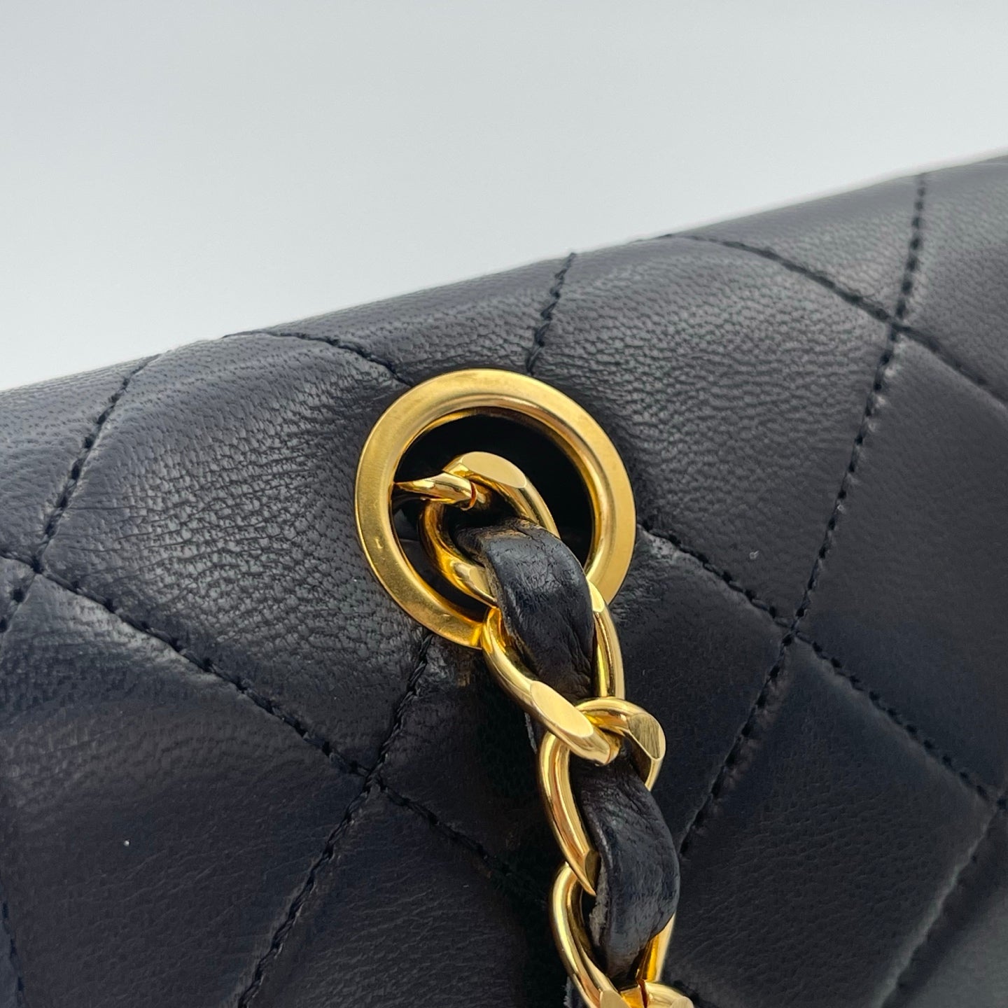 Chanel Black Lambskin Classic Flap Chain Shoulder Bag [Used]