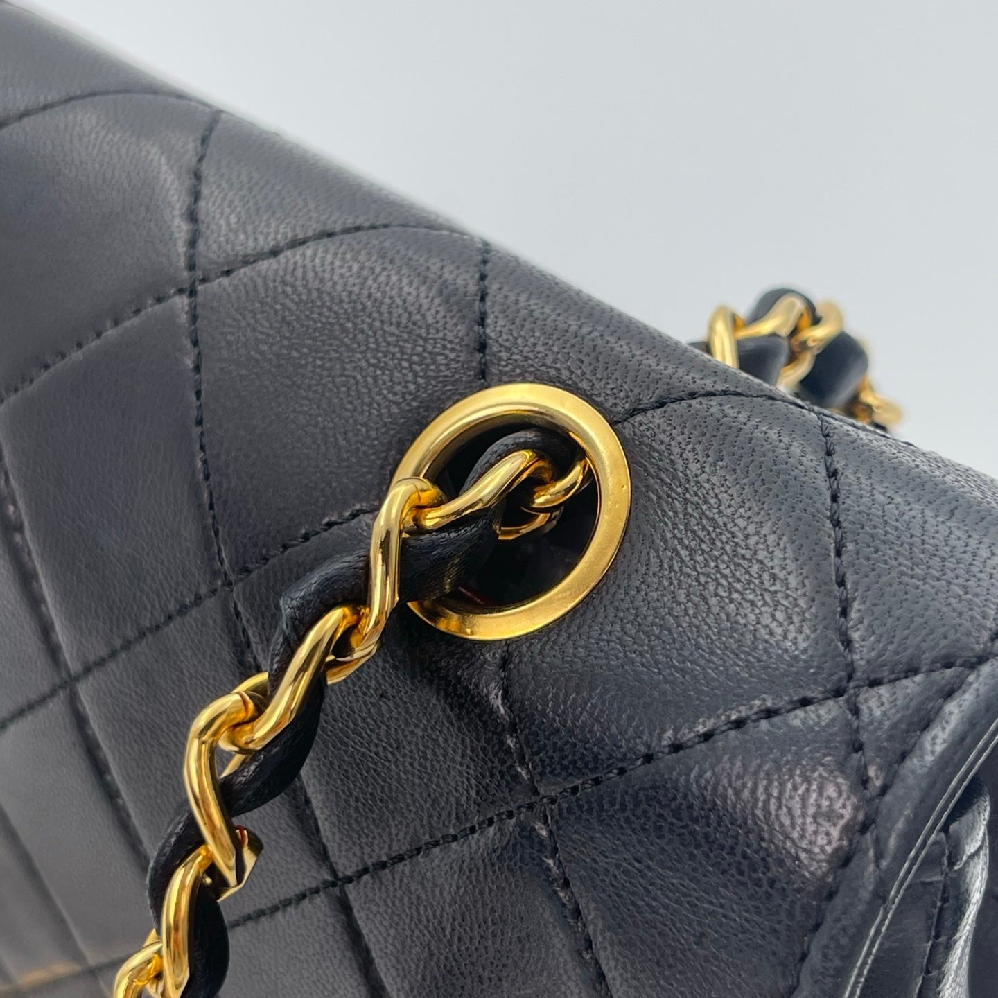 Chanel Black Lambskin Classic Flap Chain Shoulder Bag [Used]