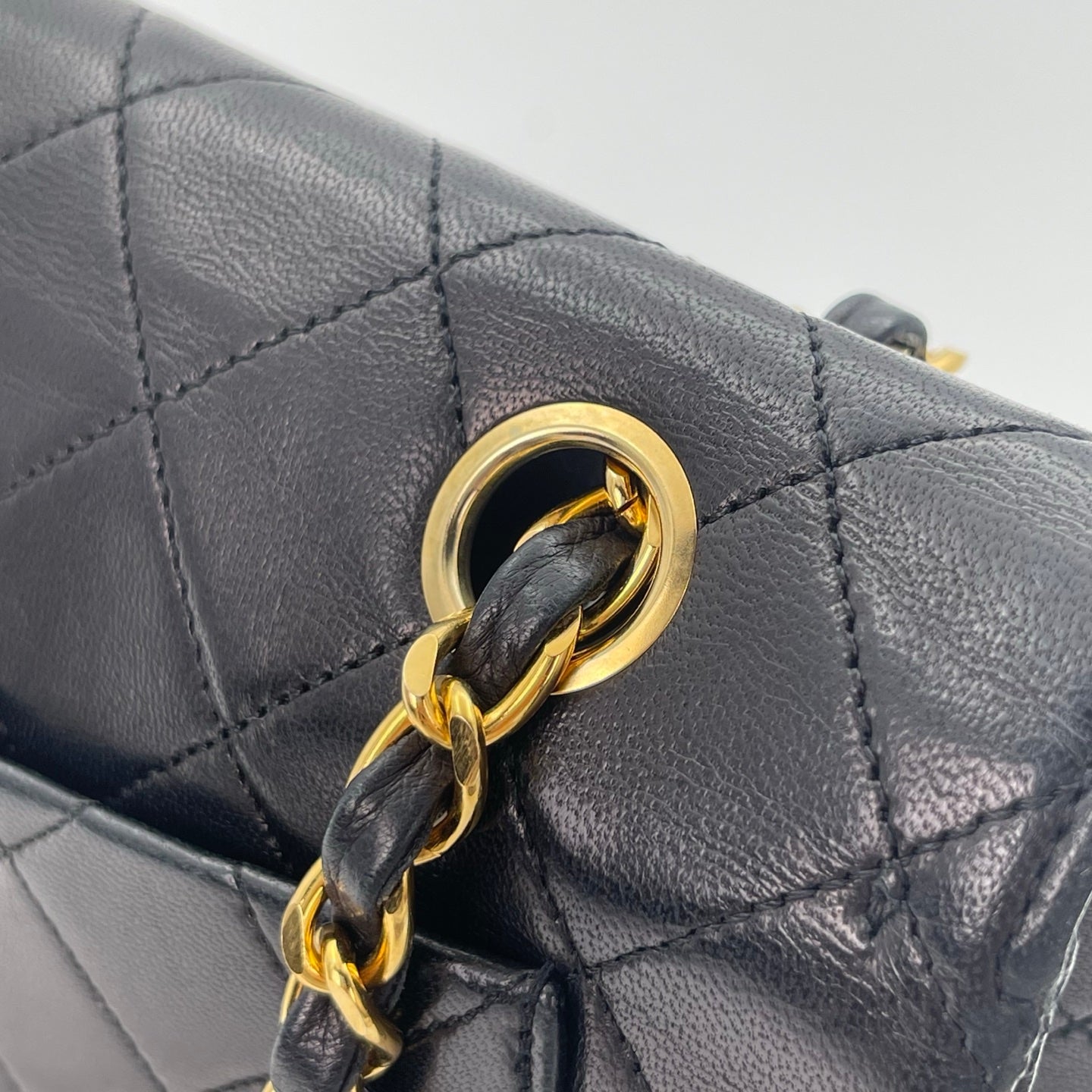 Chanel Black Lambskin Classic Flap Chain Shoulder Bag [Used]