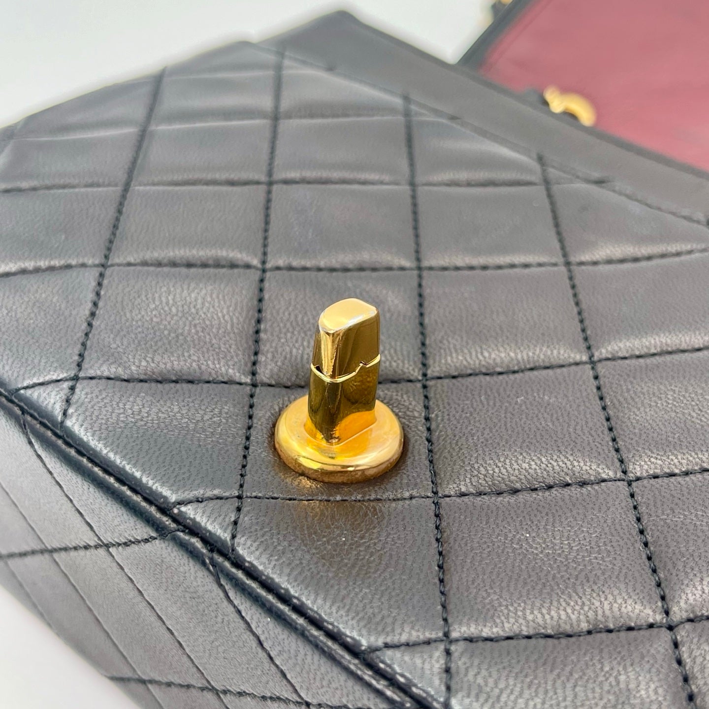 Chanel Black Lambskin Classic Flap Chain Shoulder Bag [Used]