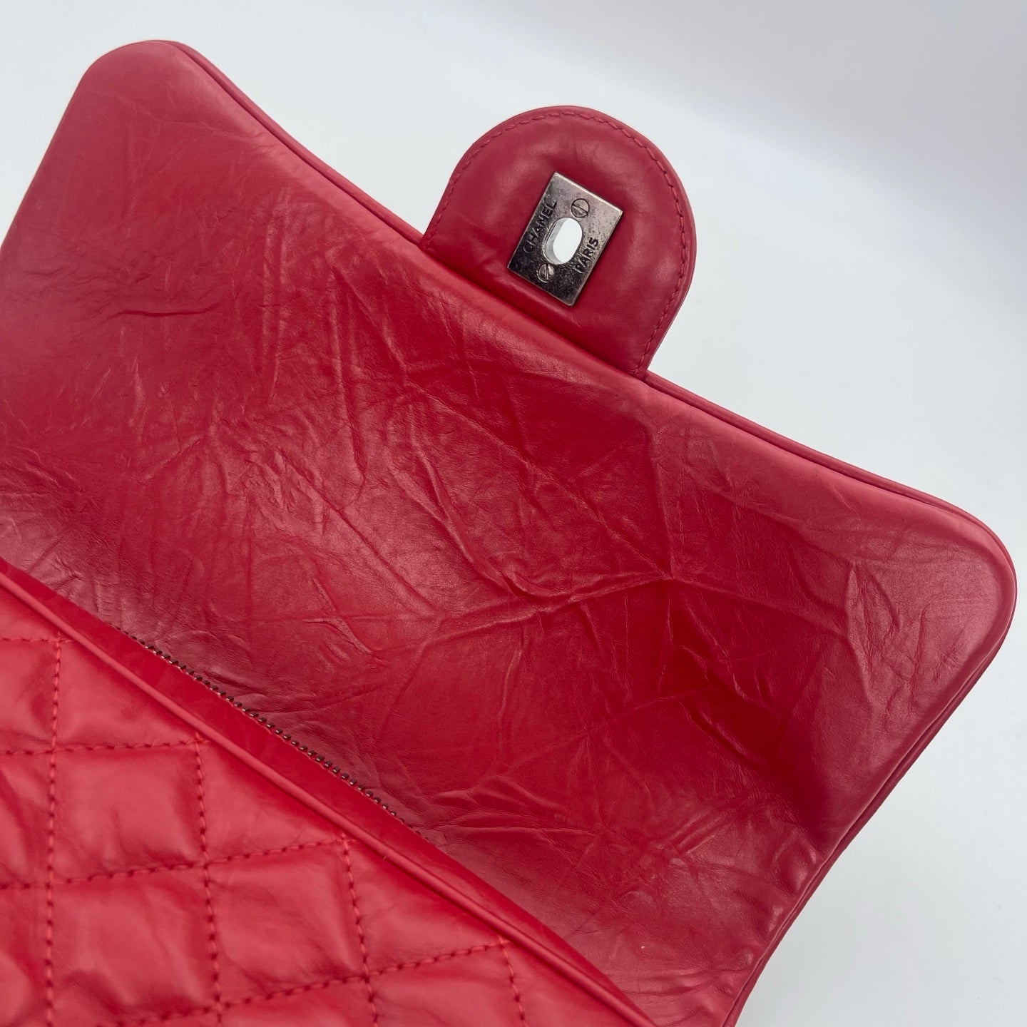 CHANEL 2016 Red Oiled Calfskin Easy Flap Chain Shoulder Bag [Used]