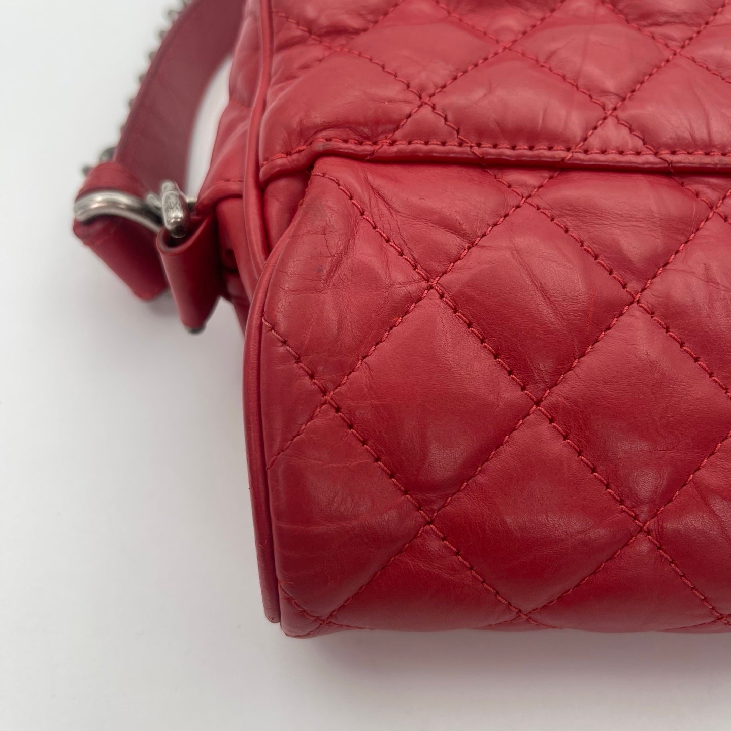 CHANEL 2016 Red Oiled Calfskin Easy Flap Chain Shoulder Bag [Used]