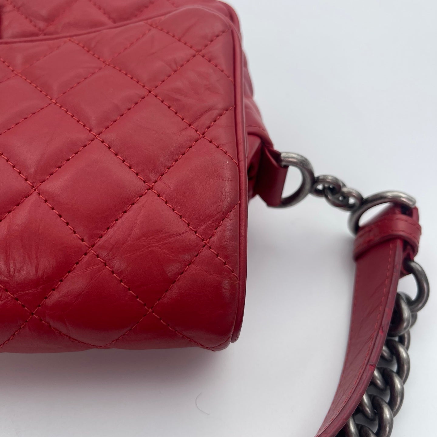 CHANEL 2016 Red Oiled Calfskin Easy Flap Chain Shoulder Bag [Used]
