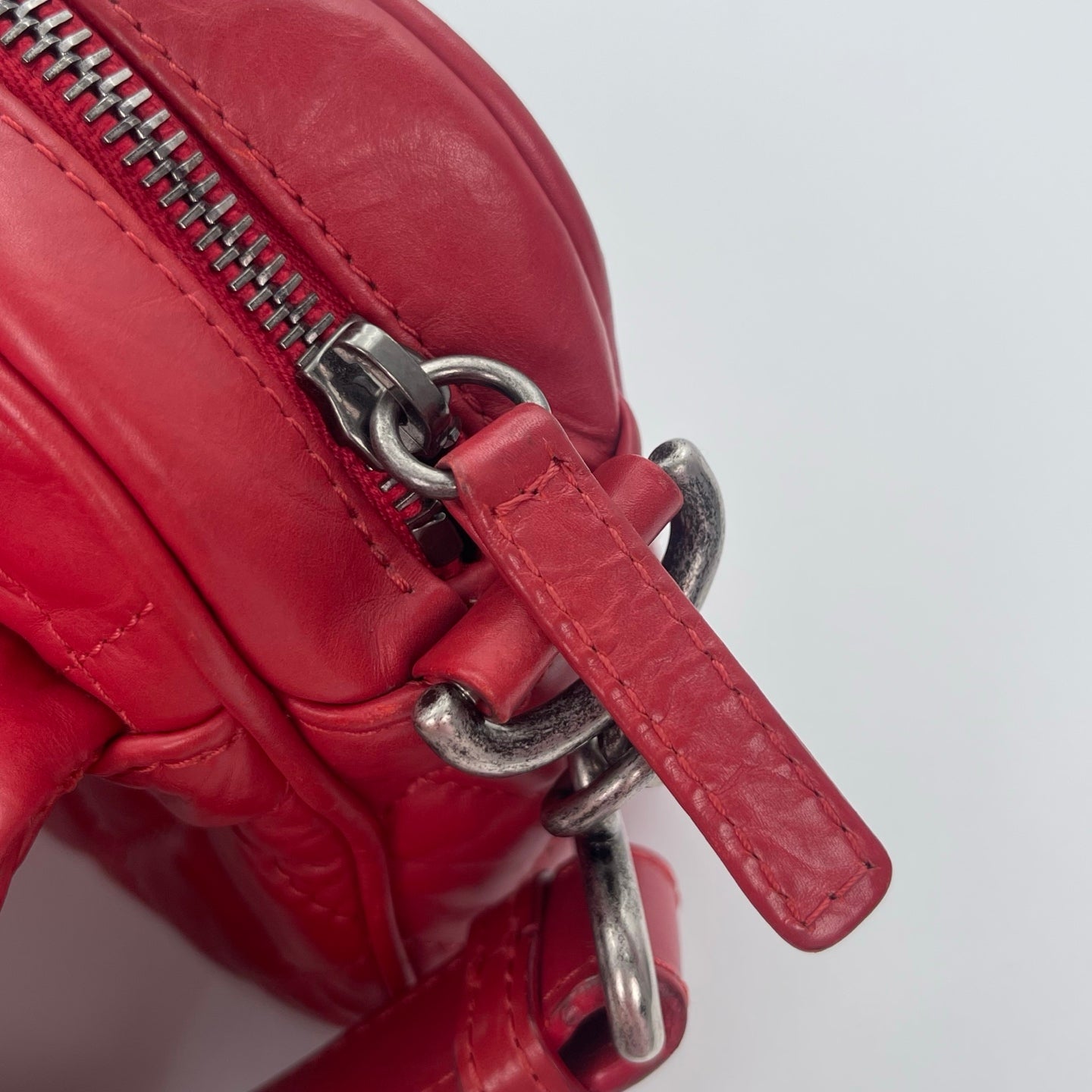 CHANEL 2016 Red Oiled Calfskin Easy Flap Chain Shoulder Bag [Used]