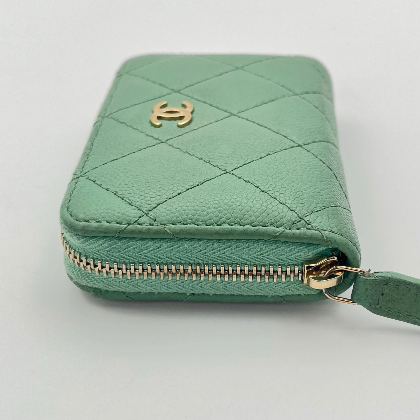 CHANEL Light Green Caviar Leather Zip Card & Coin Case [Used]