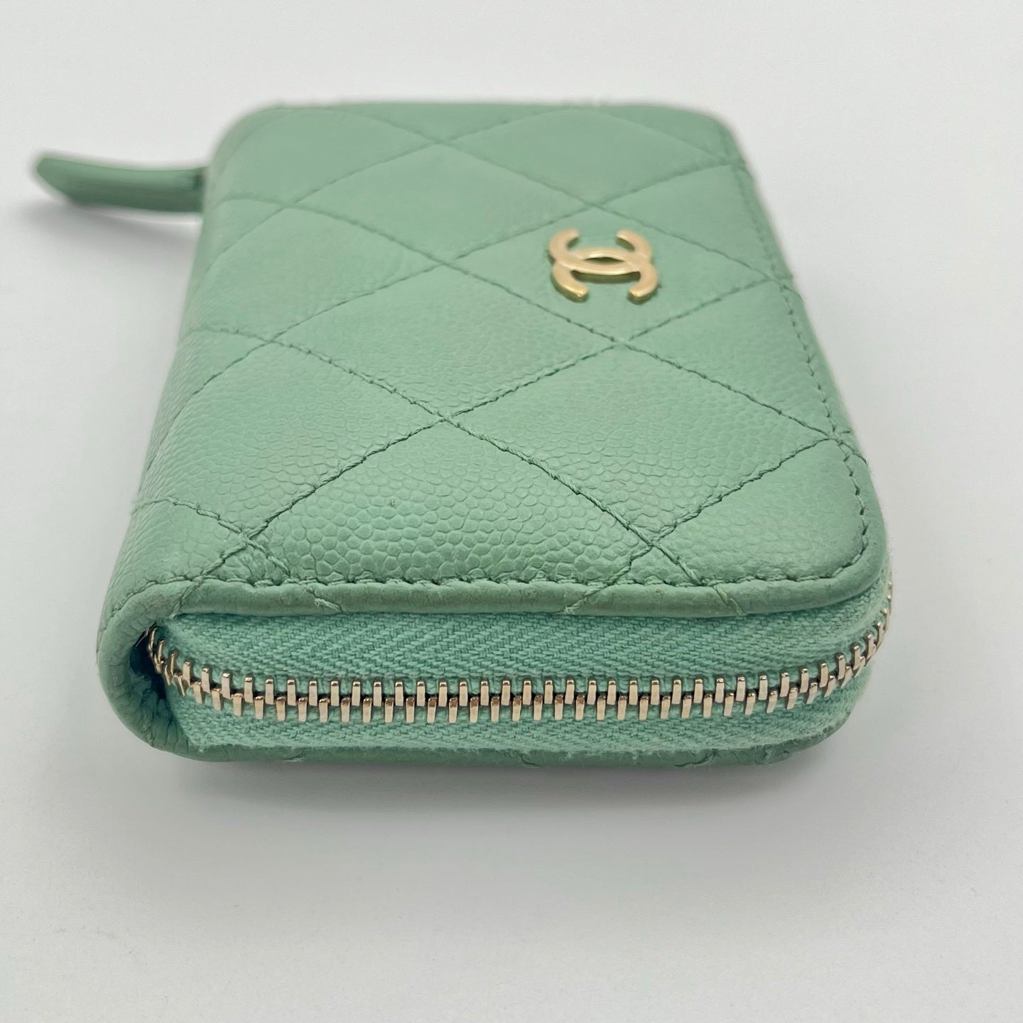 CHANEL Light Green Caviar Leather Zip Card & Coin Case [Used]