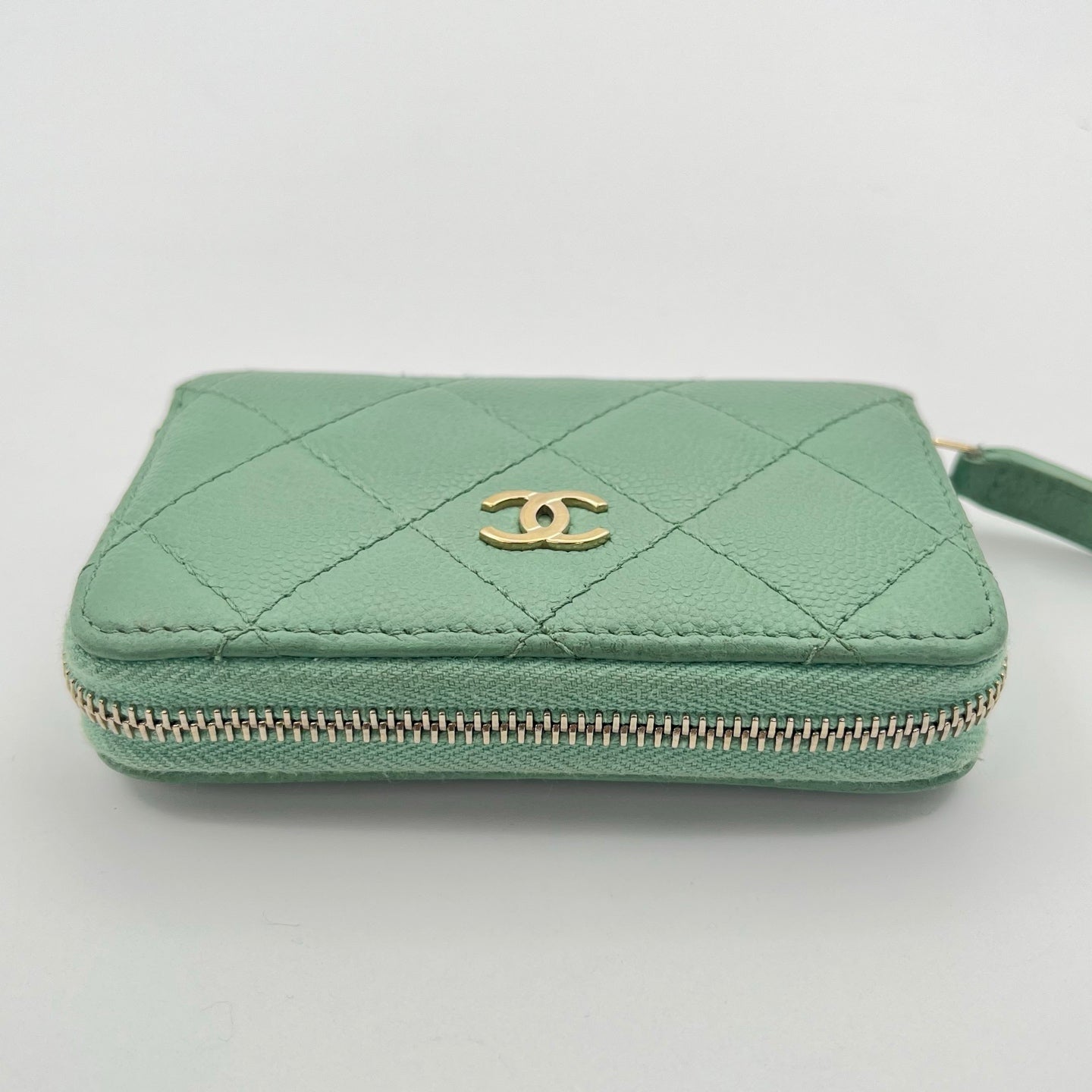 CHANEL Light Green Caviar Leather Zip Card & Coin Case [Used]