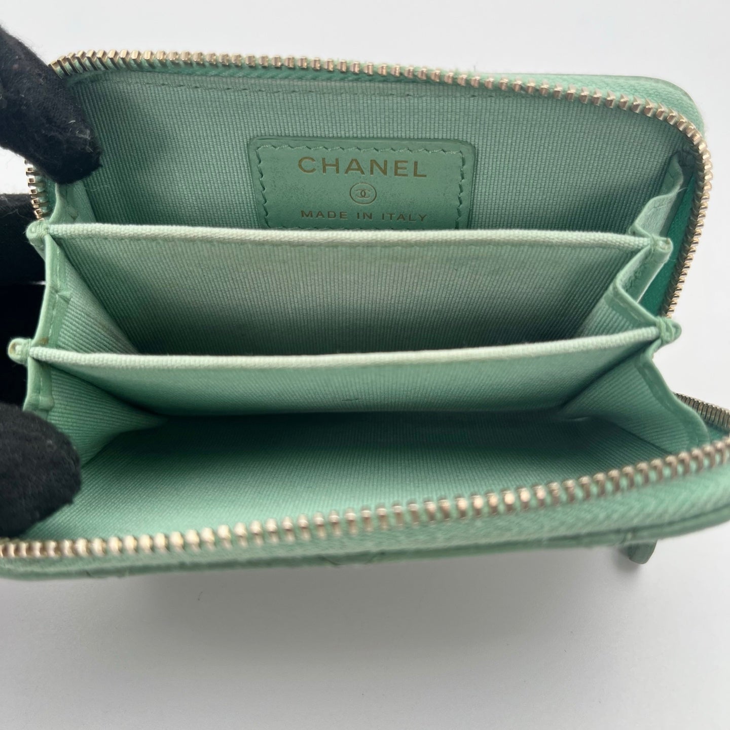 CHANEL Light Green Caviar Leather Zip Card & Coin Case [Used]