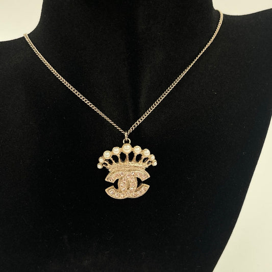 Chanel Silver-Tone Pearl Crown Pink Rhinestone CC Necklace [Used]