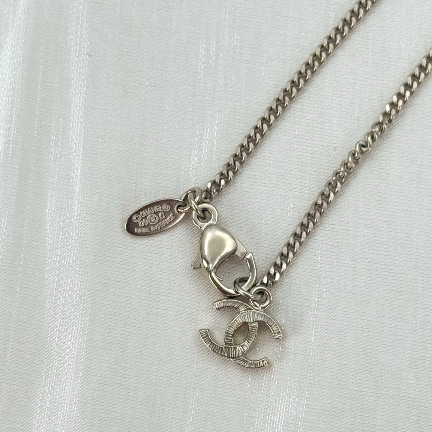 Chanel Pale Gold Heart Pearl CC Necklace [Used]