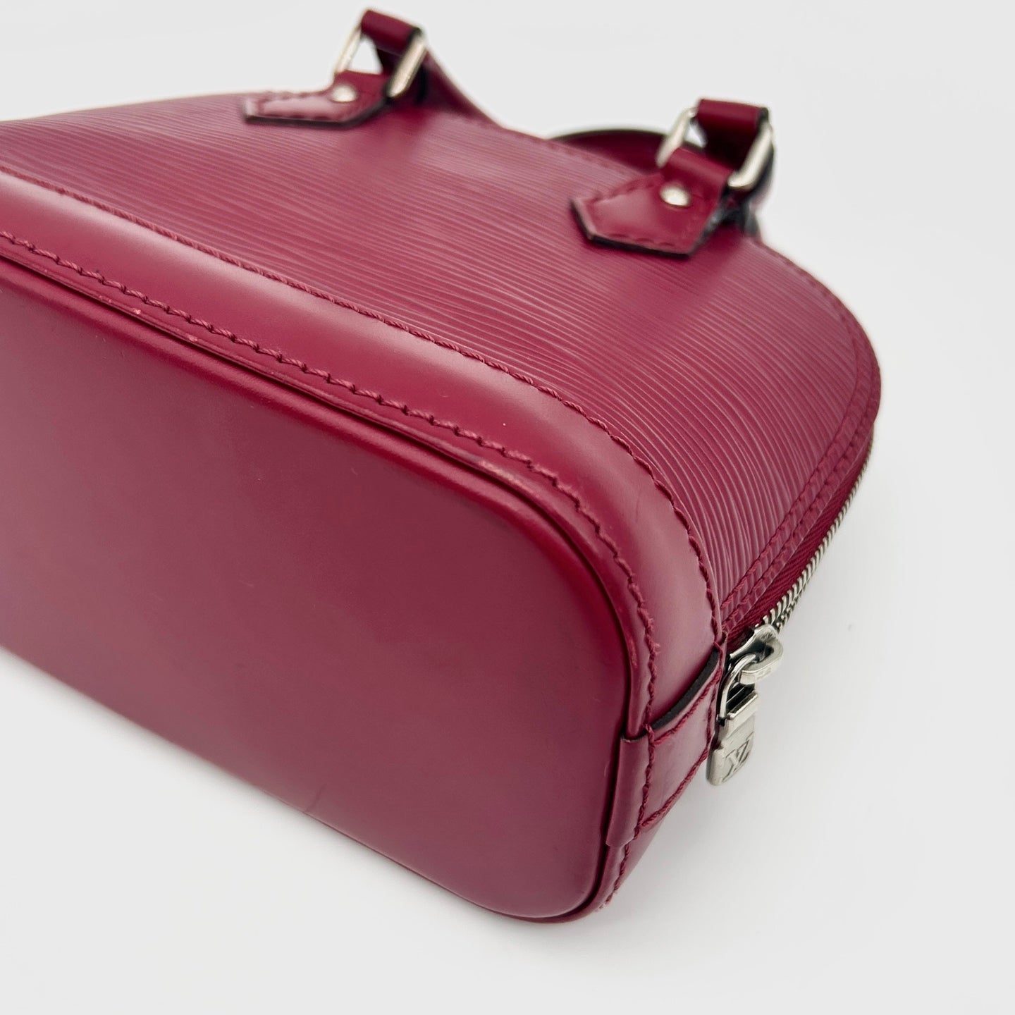 Louis Vuitton Nano Alma Epi Leather Bag [Used]