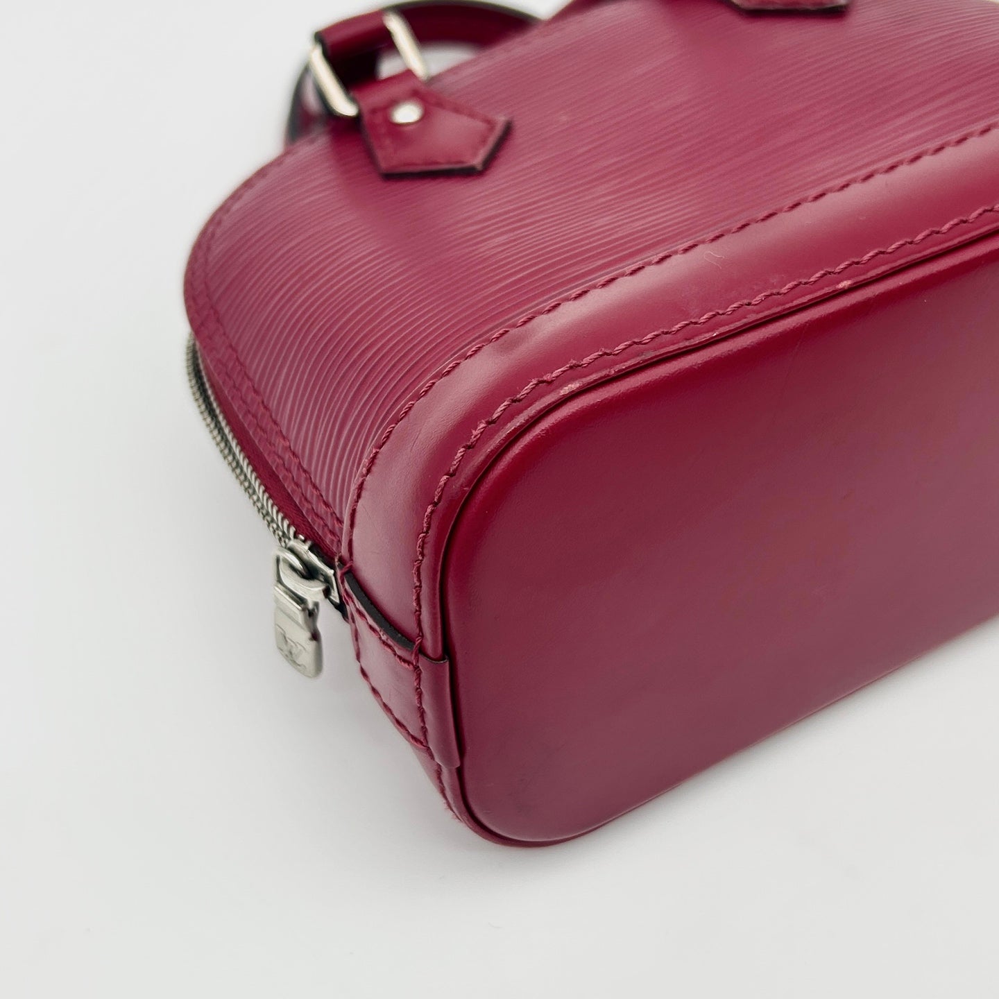 Louis Vuitton Nano Alma Epi Leather Bag [Used]