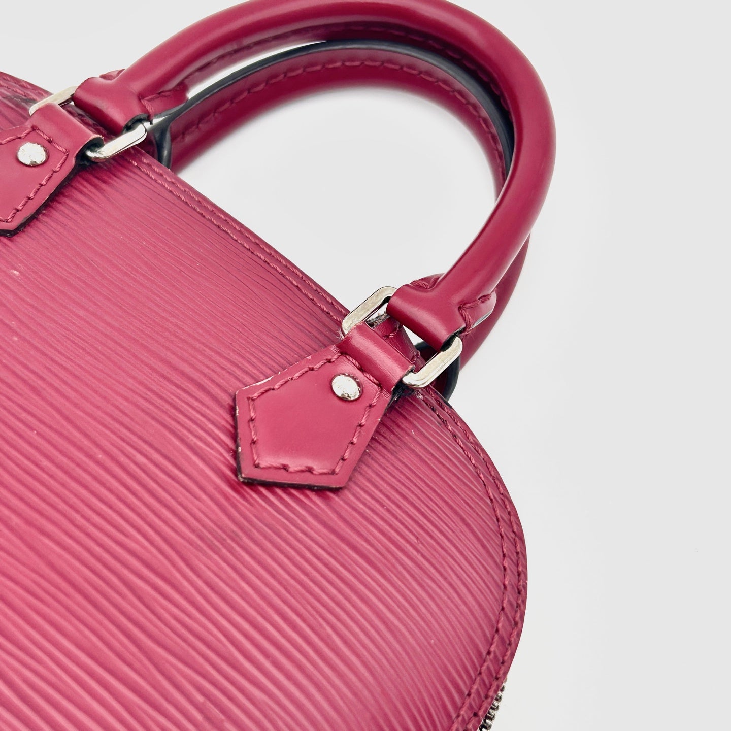 Louis Vuitton Nano Alma Epi Leather Bag [Used]