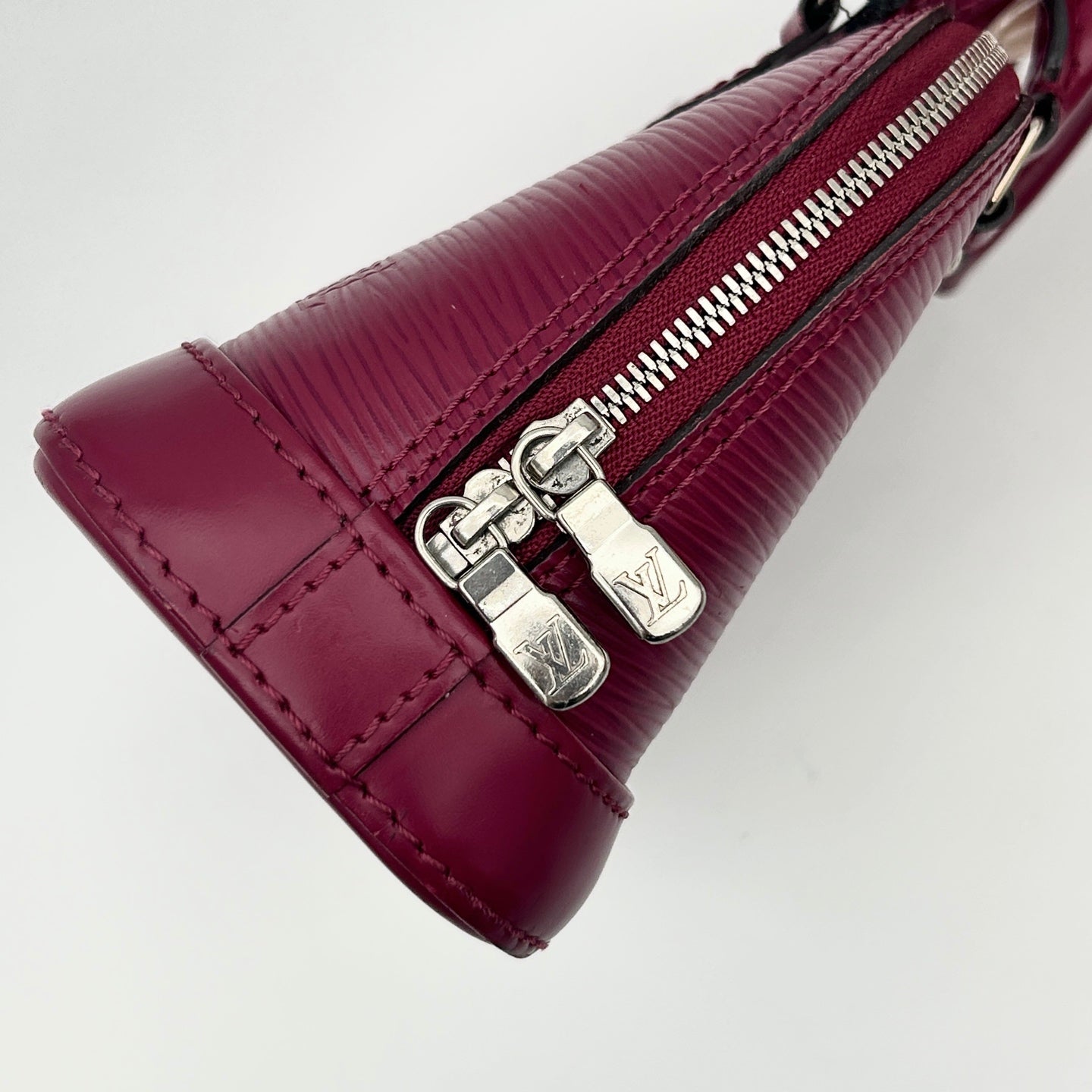 Louis Vuitton Nano Alma Epi Leather Bag [Used]