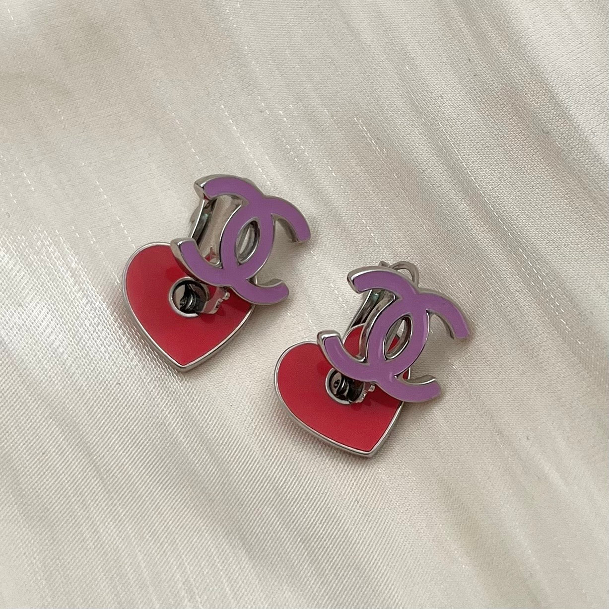 CHANEL 2004 Double CC Heart Detachable Stud Earrings [Used]