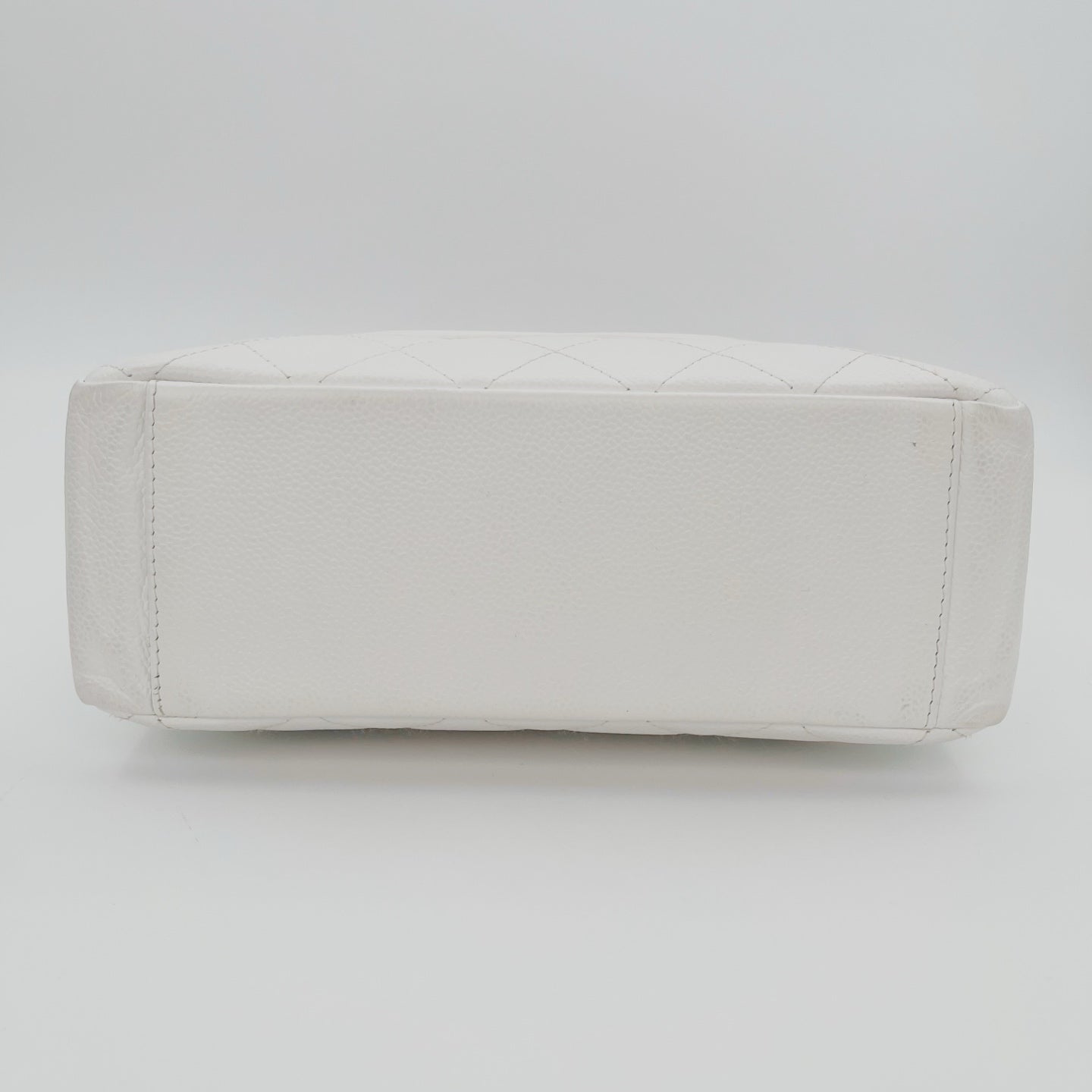 Chanel PST Petit Shopping Tote White/Gold [Used]