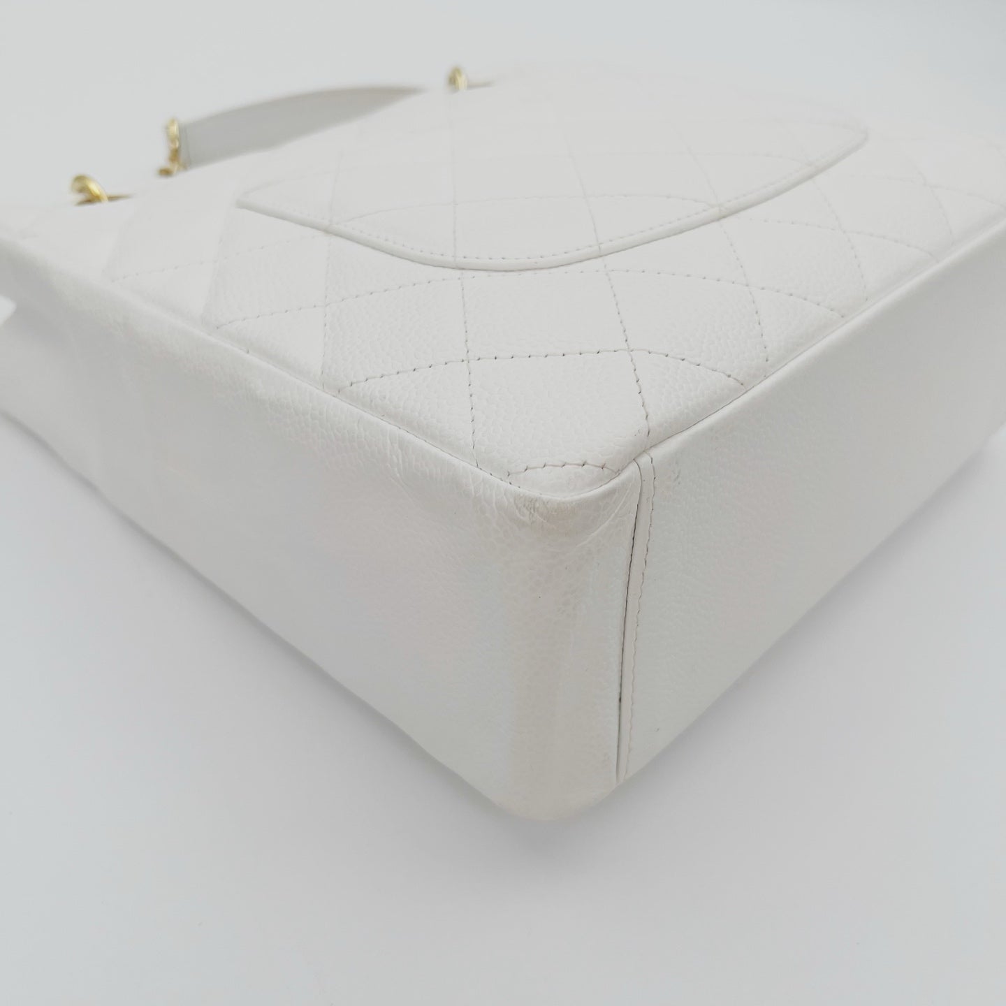 Chanel PST Petit Shopping Tote White/Gold [Used]