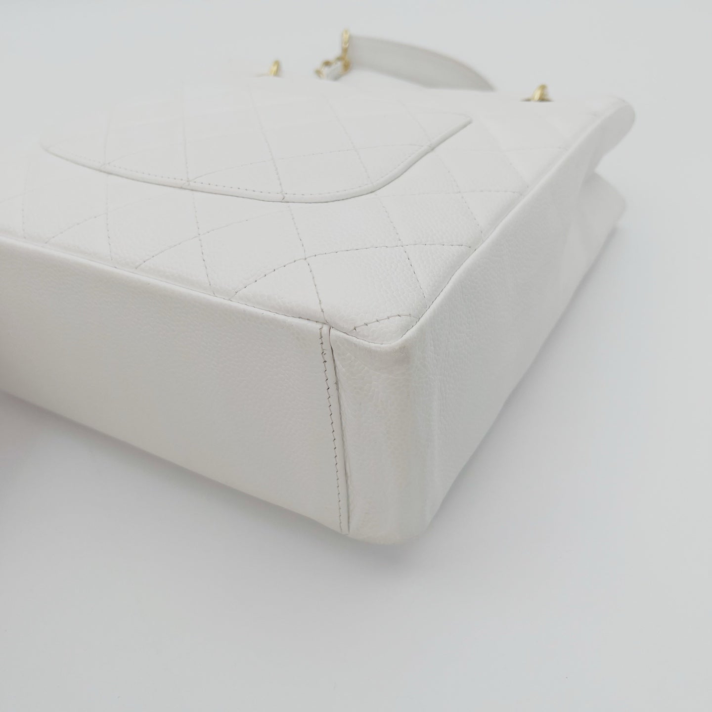 Chanel PST Petit Shopping Tote White/Gold [Used]