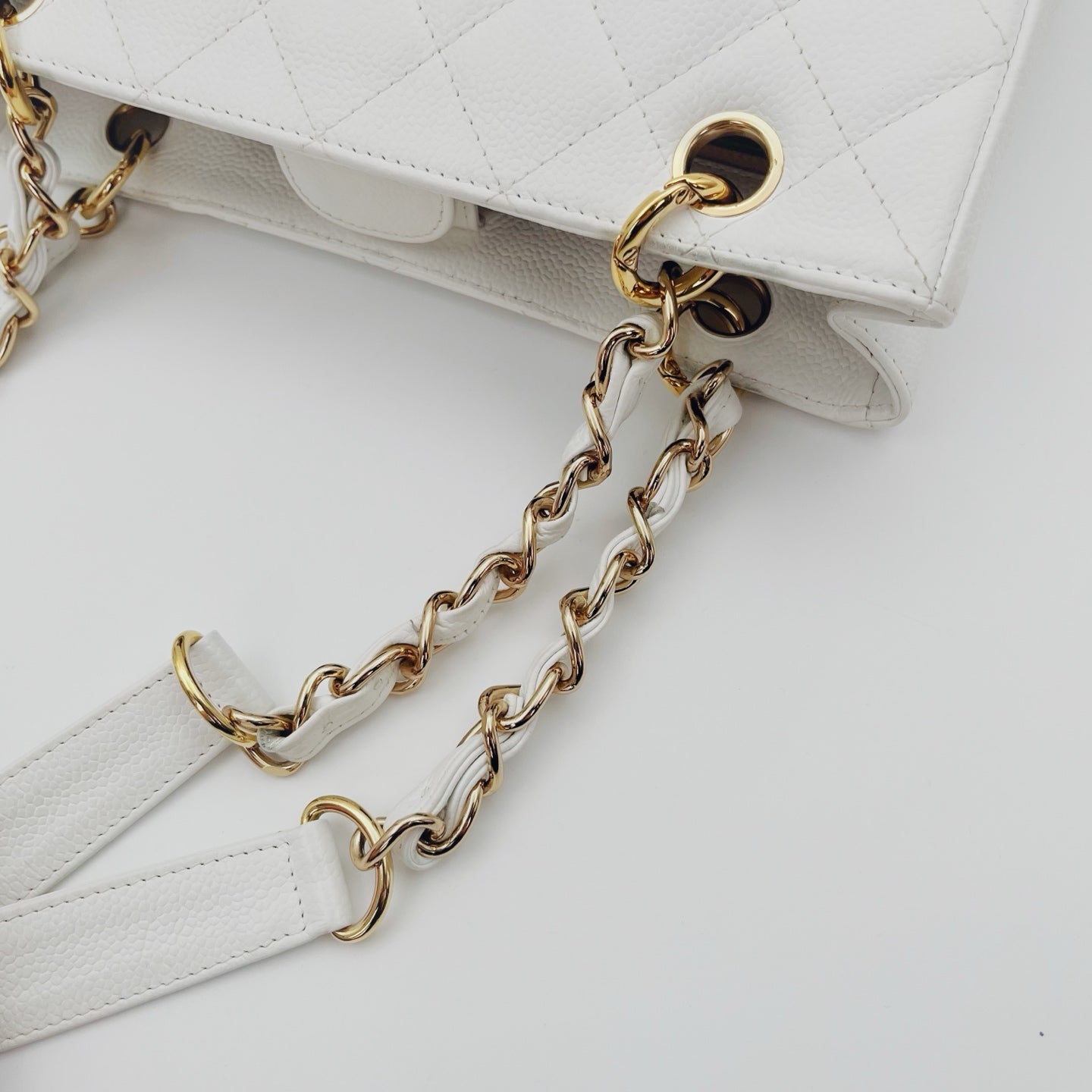 Chanel PST Petit Shopping Tote White/Gold [Used]