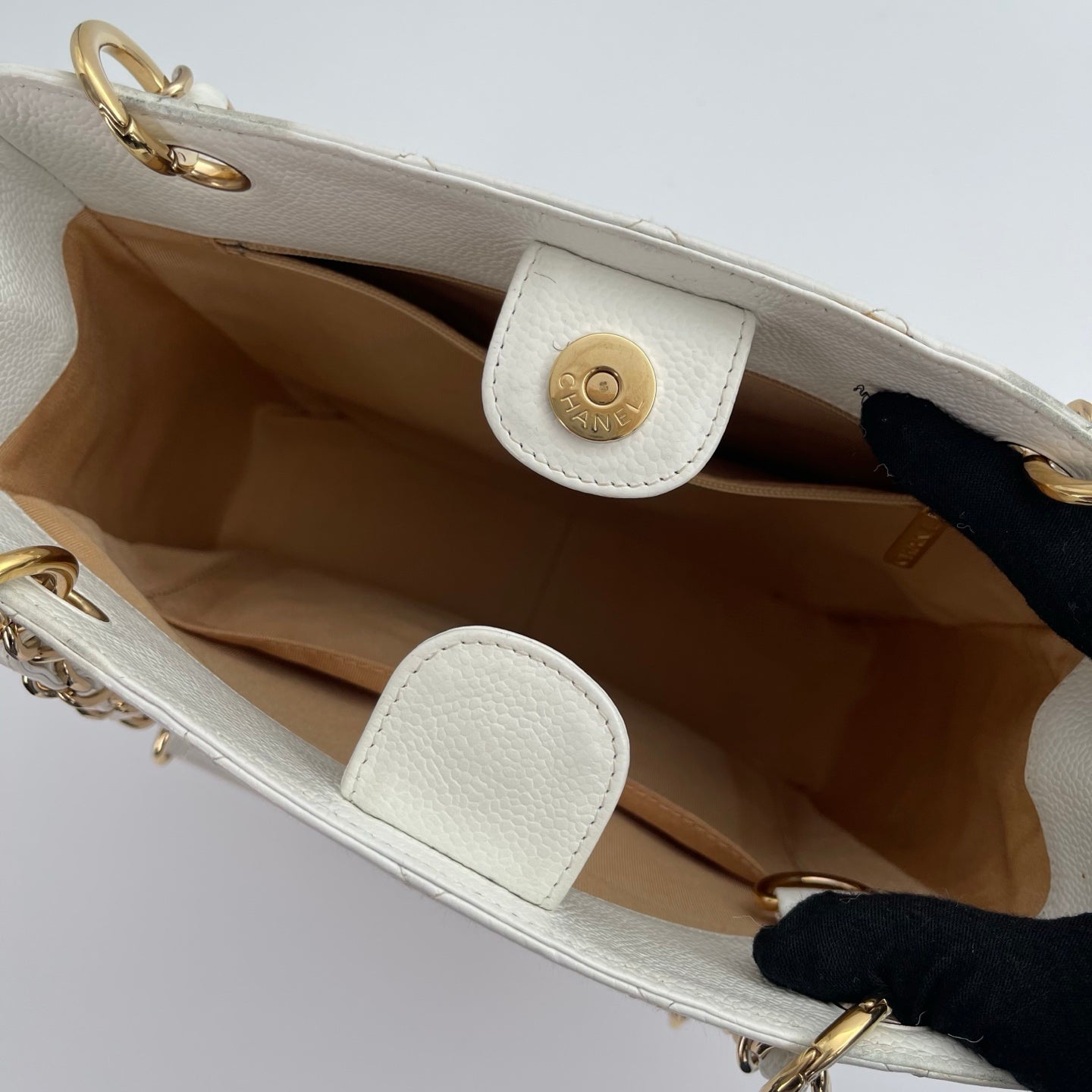 Chanel PST Petit Shopping Tote White/Gold [Used]