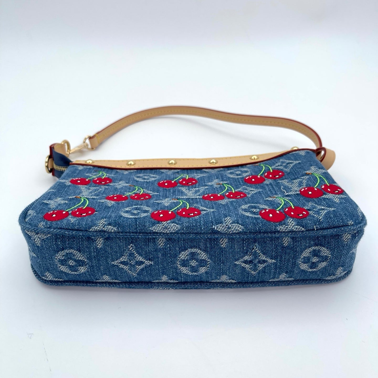 Louis Vuitton × Takashi Murakami Cherry Monogram Denim Pochette Accessoires Shoulder Bag 20 × 4 × 13 cm [New]