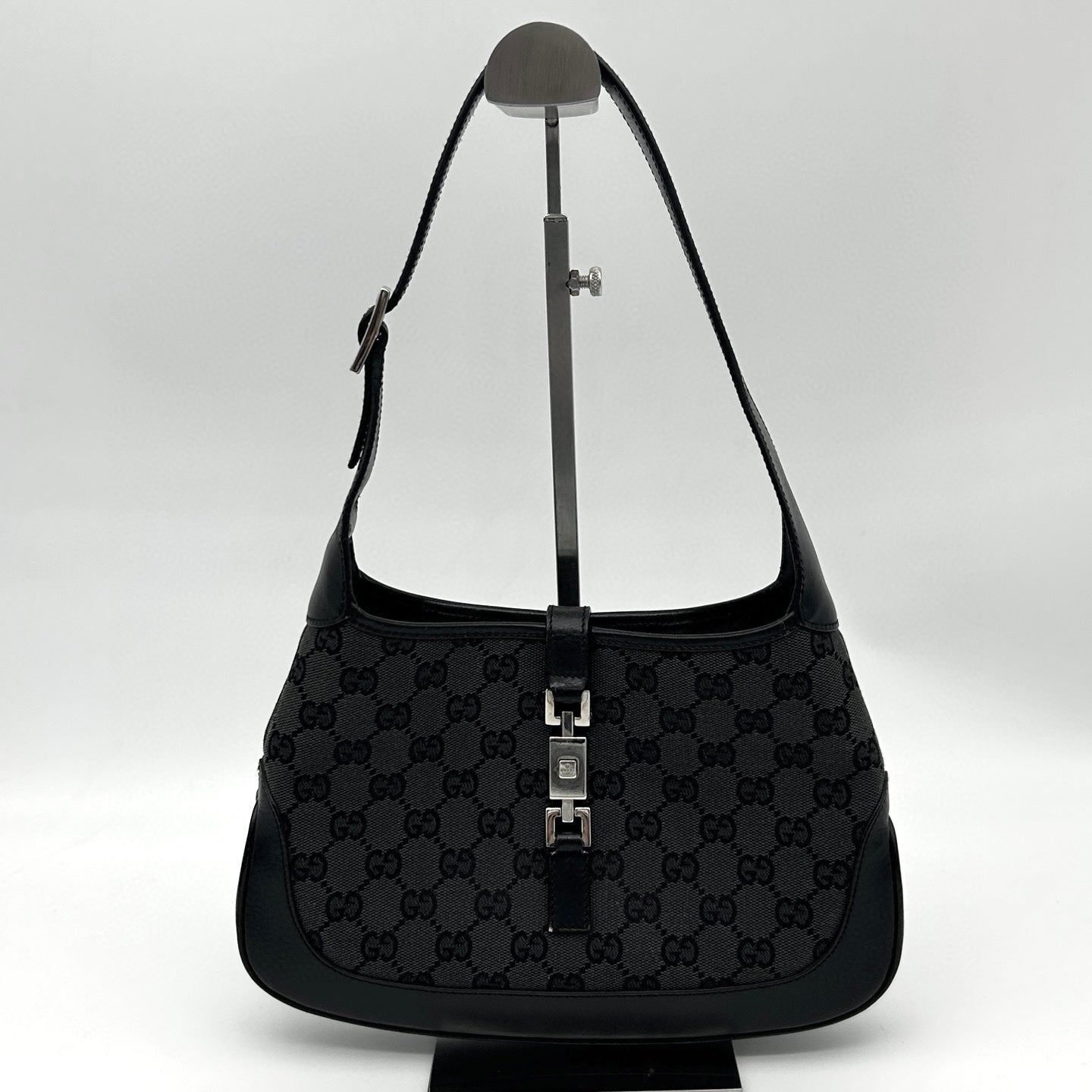 Gucci Black GG Canvas Silver Hardware Jackie Small Horn Underarm Shoulder Bag 26 × 17 cm [Used]
