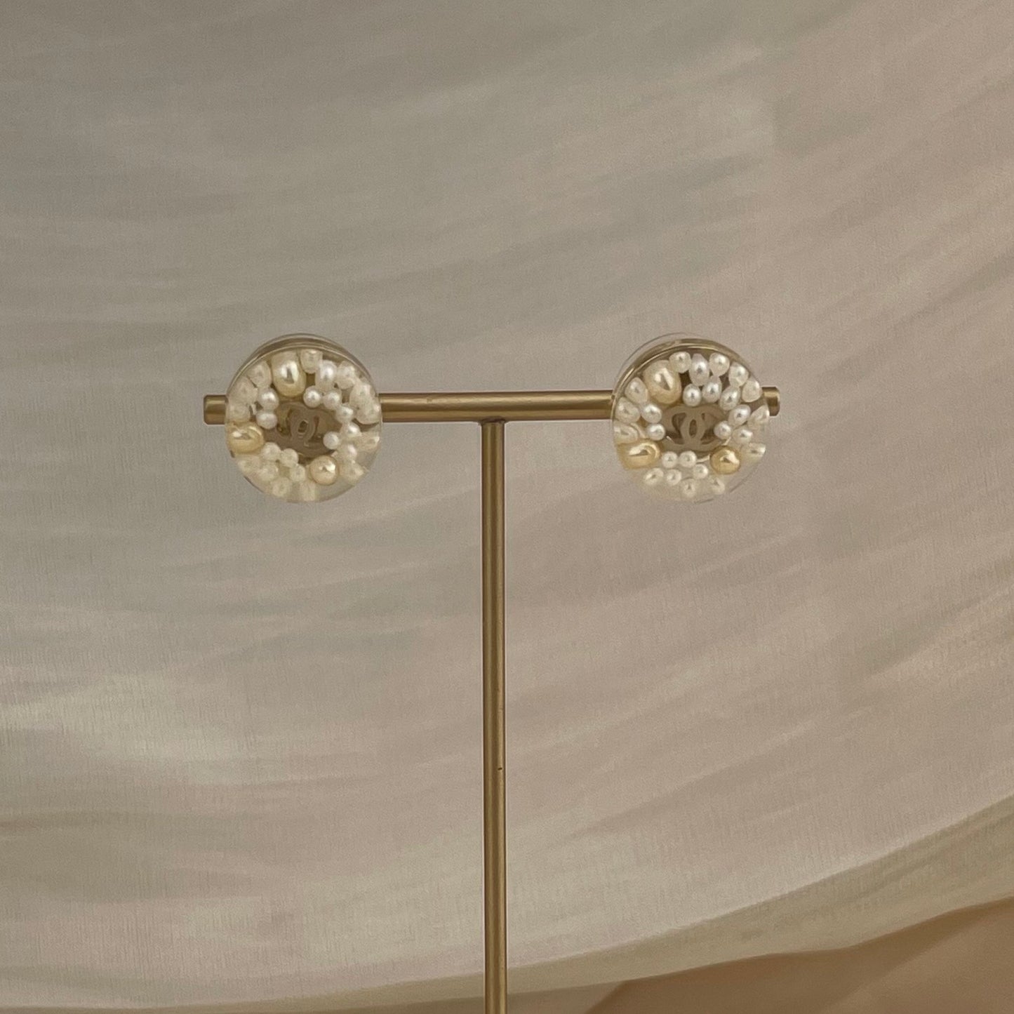Chanel Coco Mark Earrings 13S – White Plastic[Used]