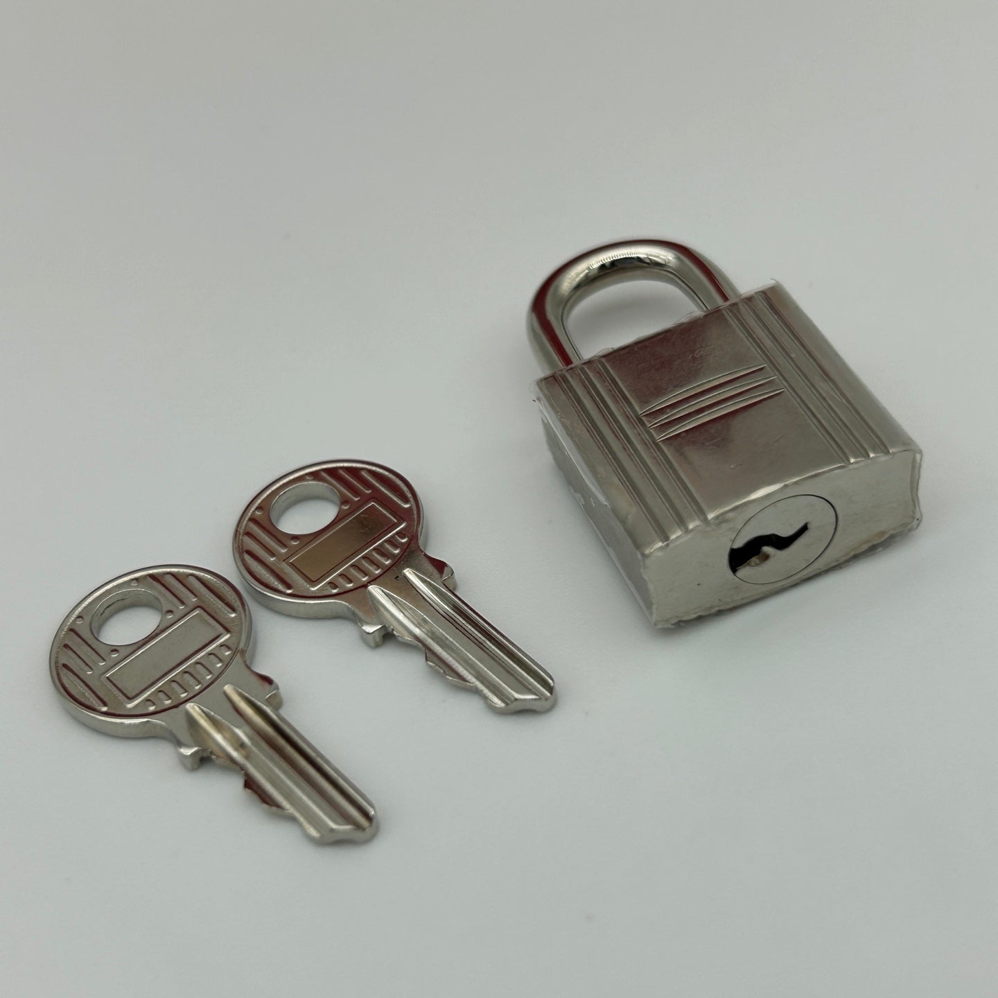 Hermès Picotin Lock MM  Rouge Tomato/Rose Eglantine Taurillon Clemence HandBag [Used]