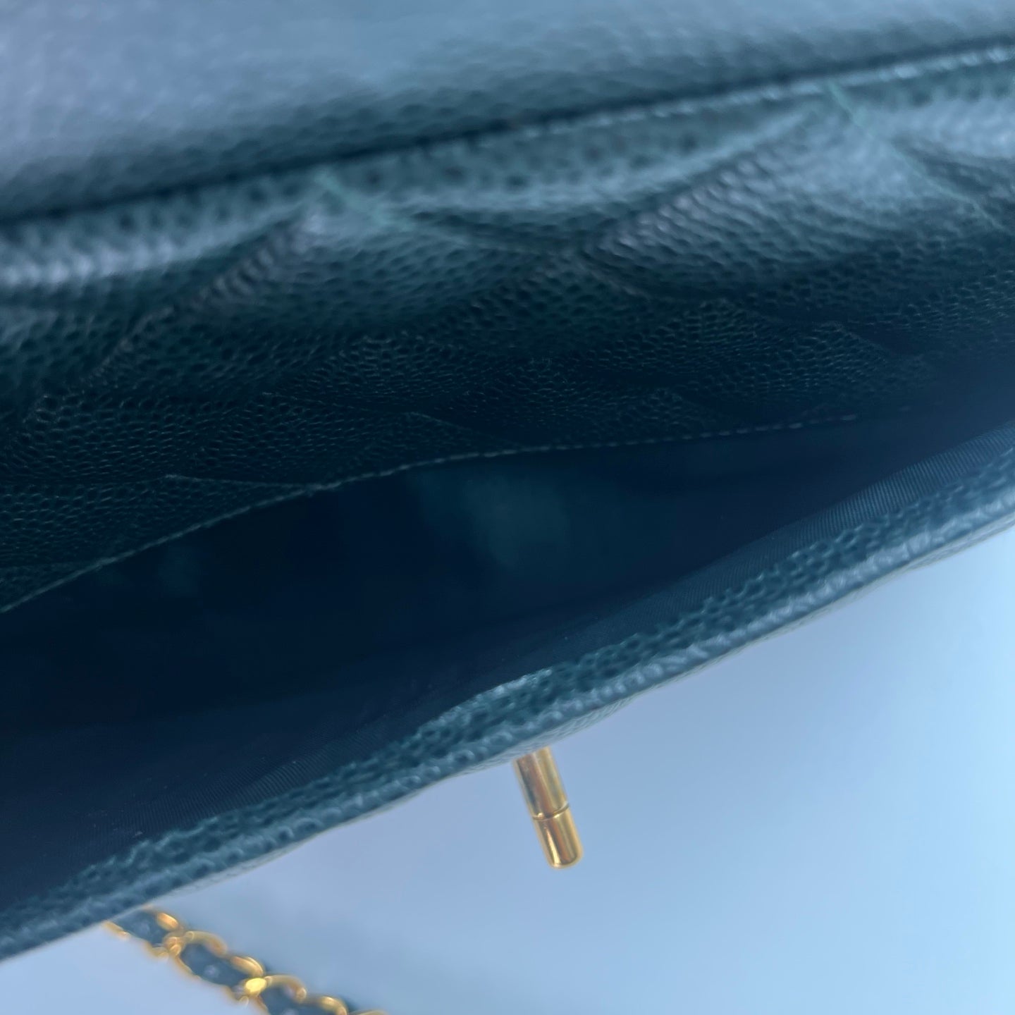 CHANEL Dark Green Matelasse Decamato Jumbo CaviarSkin Shoulder Bag  [Used]