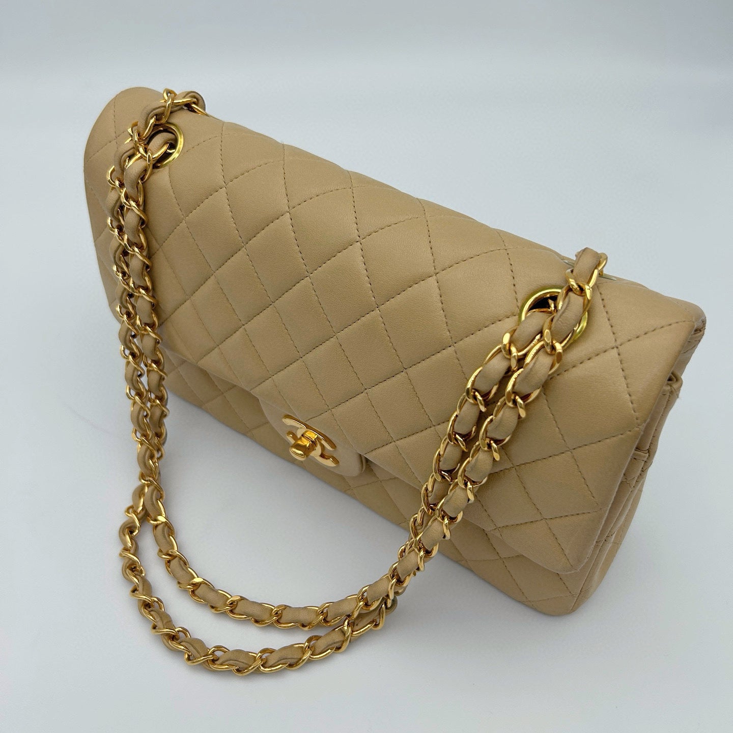Chanel Beige Clair Lambskin Classic Flap Bag with Gold-Tone Chain 25cm [Used]