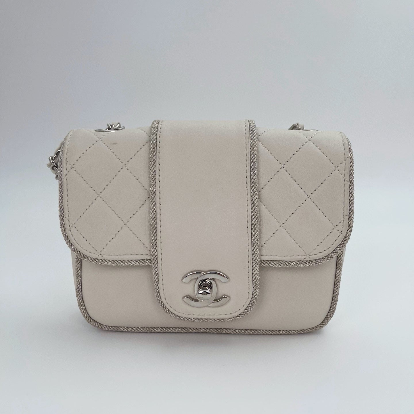 Chanel Matelassé Chain Shoulder Bag[Used]